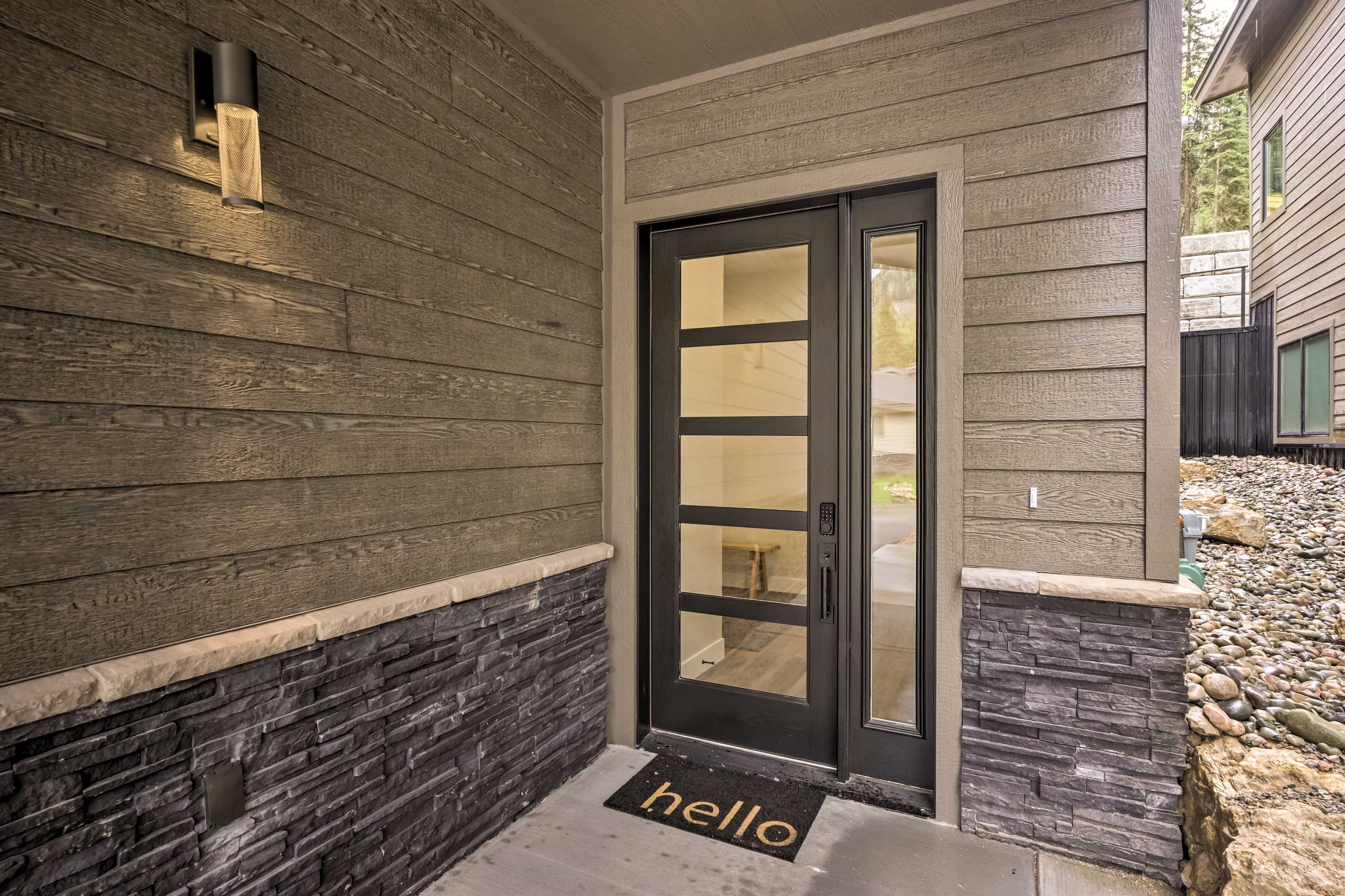 Main Entryway | Keyless Entry