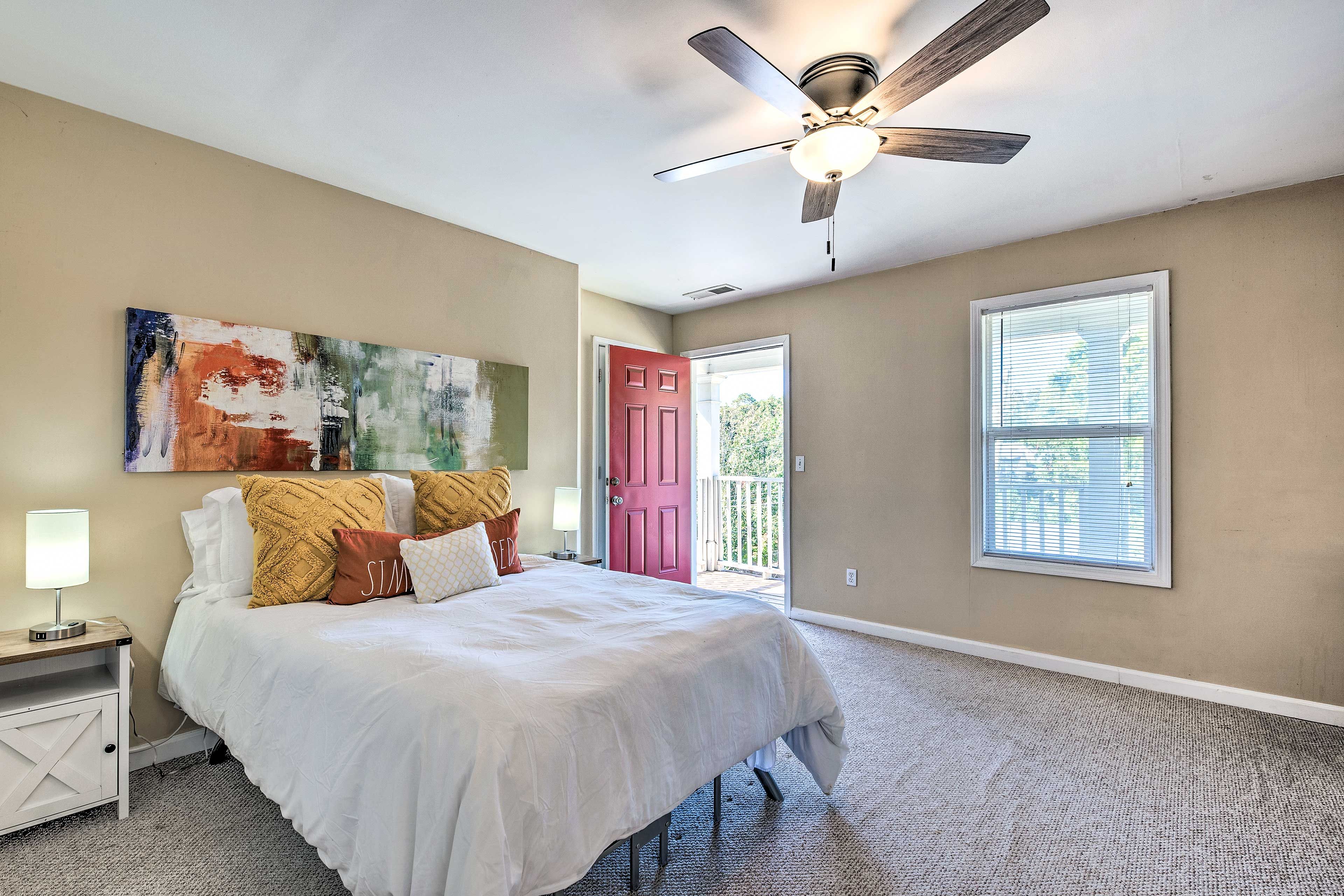 Bedroom 1 | Queen Bed | 2nd Floor | Stairs Required