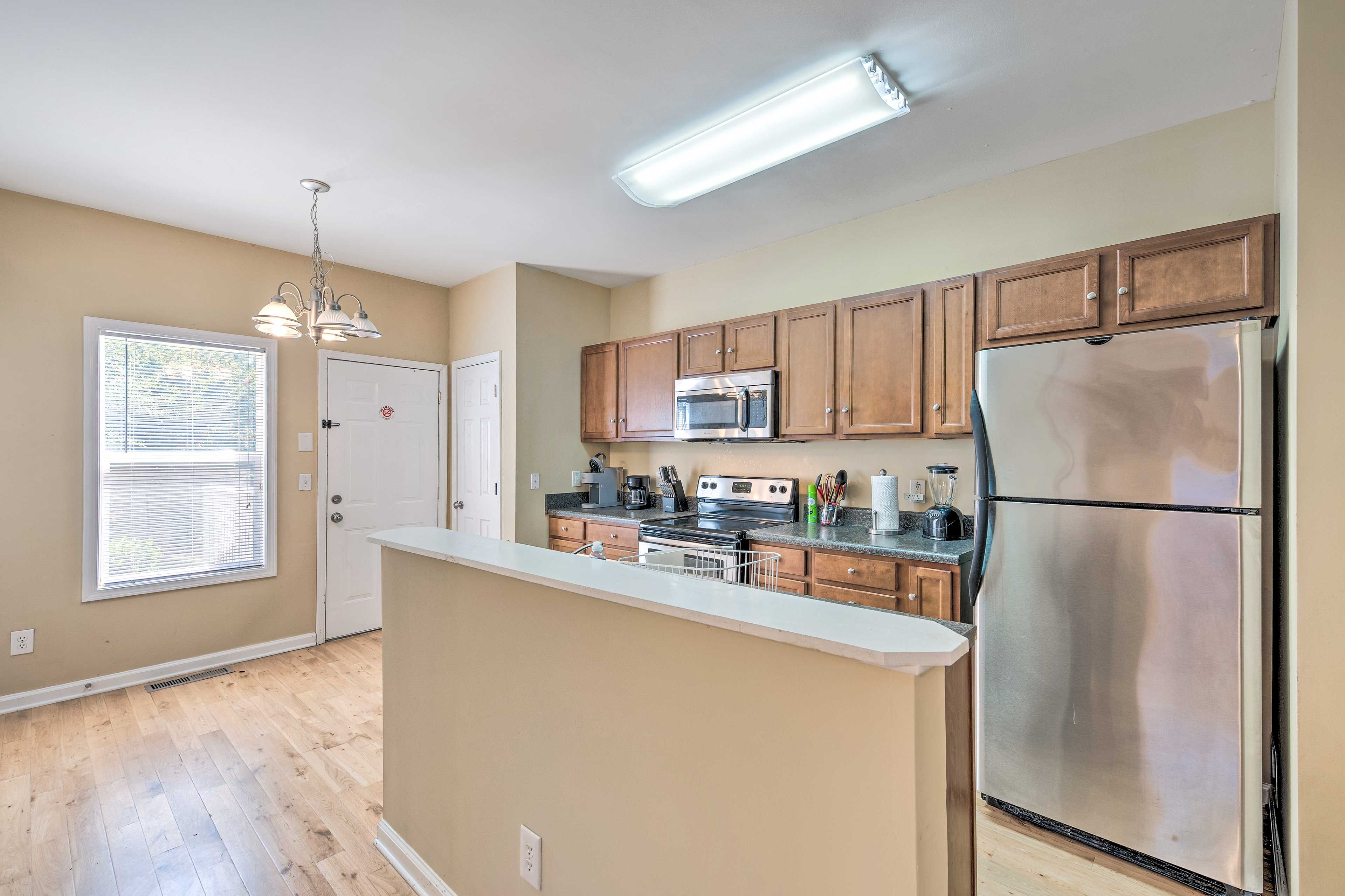 Kitchen | 1st Floor | Coffee Maker | Complimentary Spices