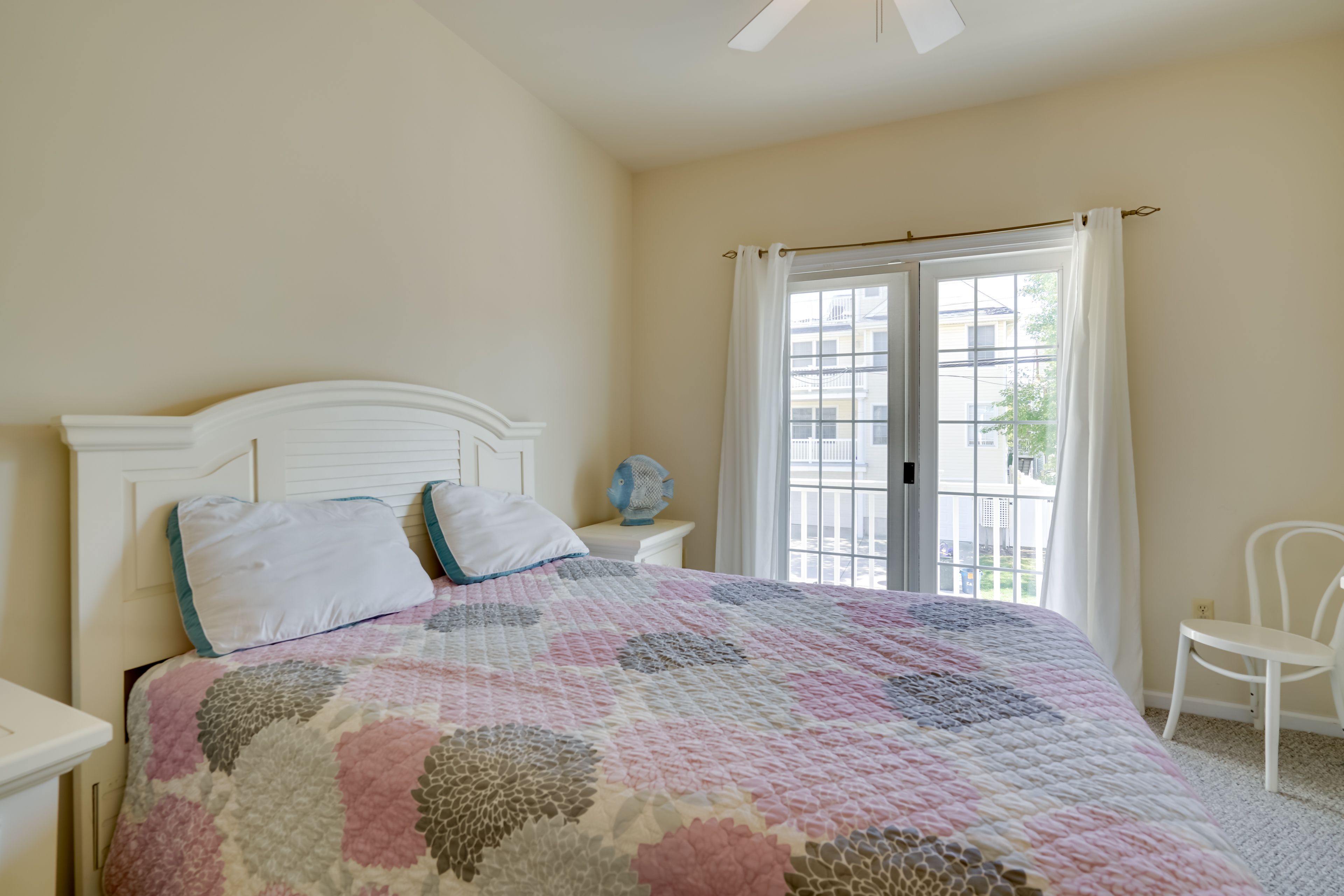 Bedroom 1 | Queen Bed | Linens Provided