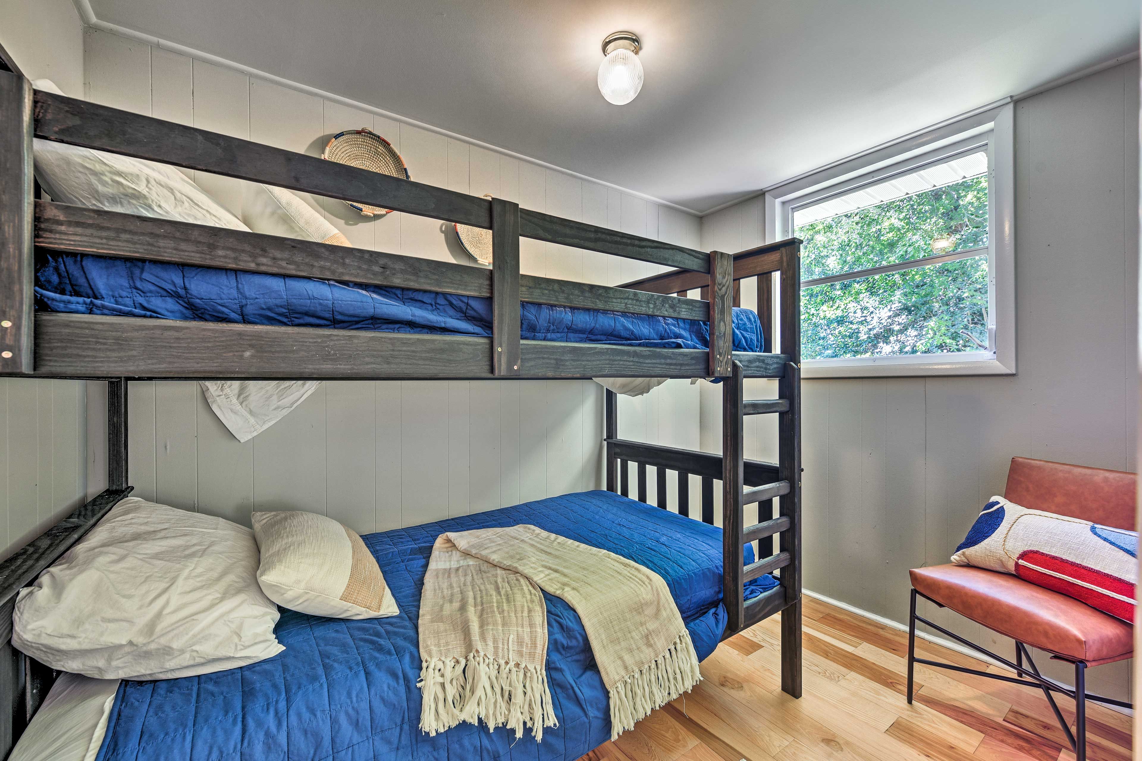 Bedroom 4 | Twin Bunk Bed