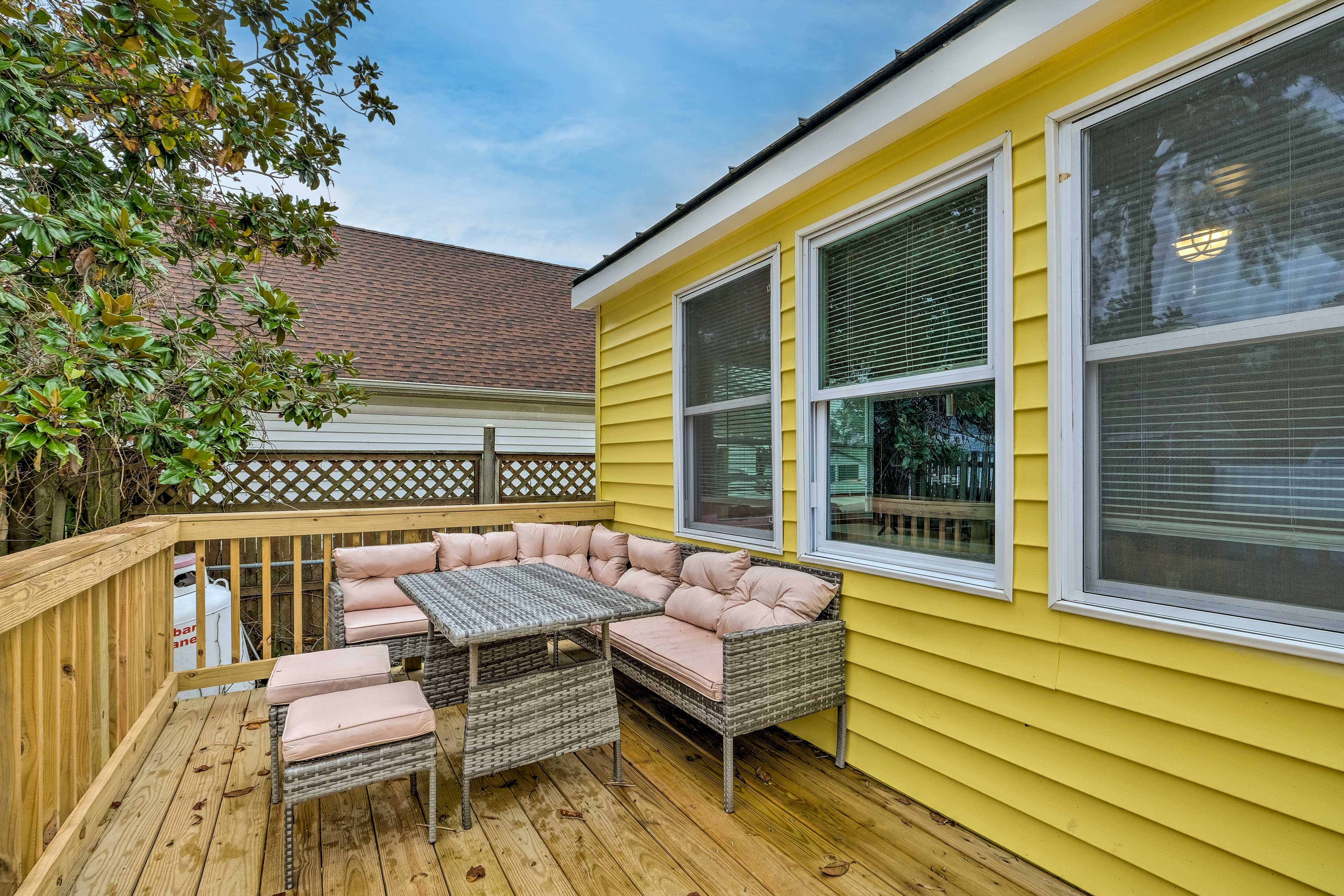 Furnished Deck