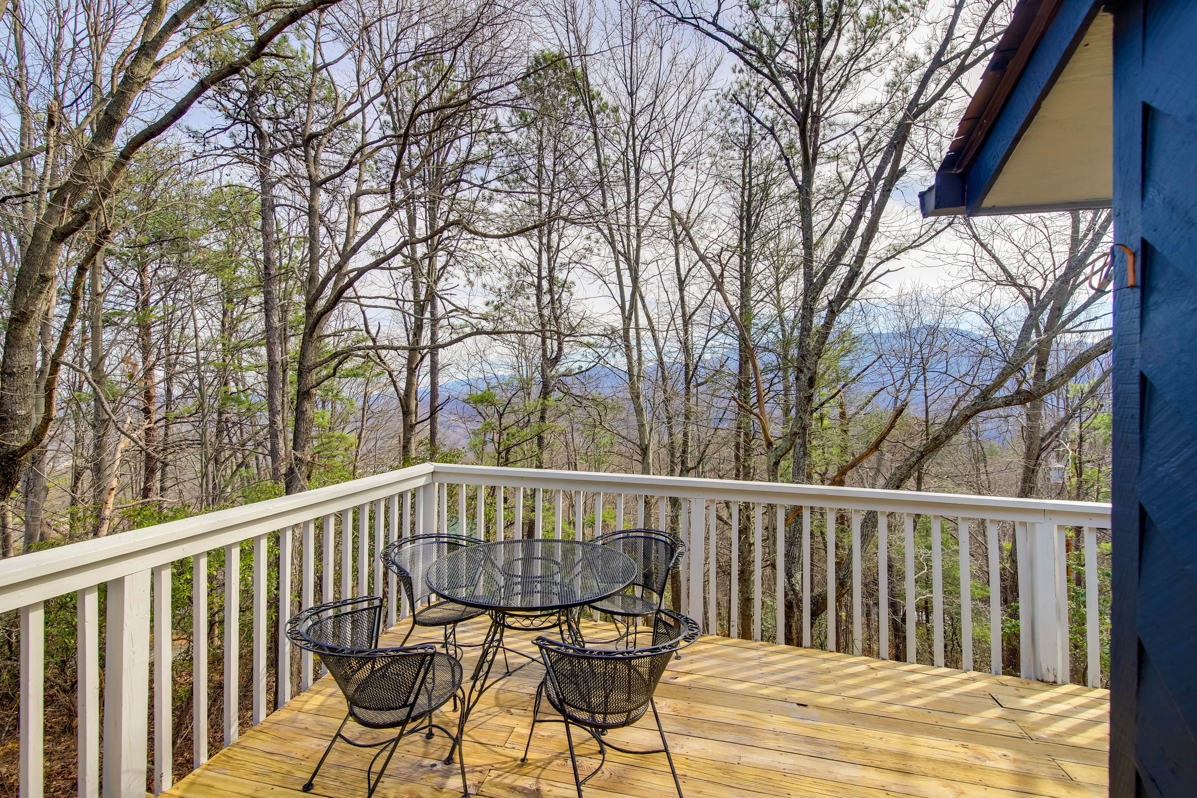 Outdoor Dining Area