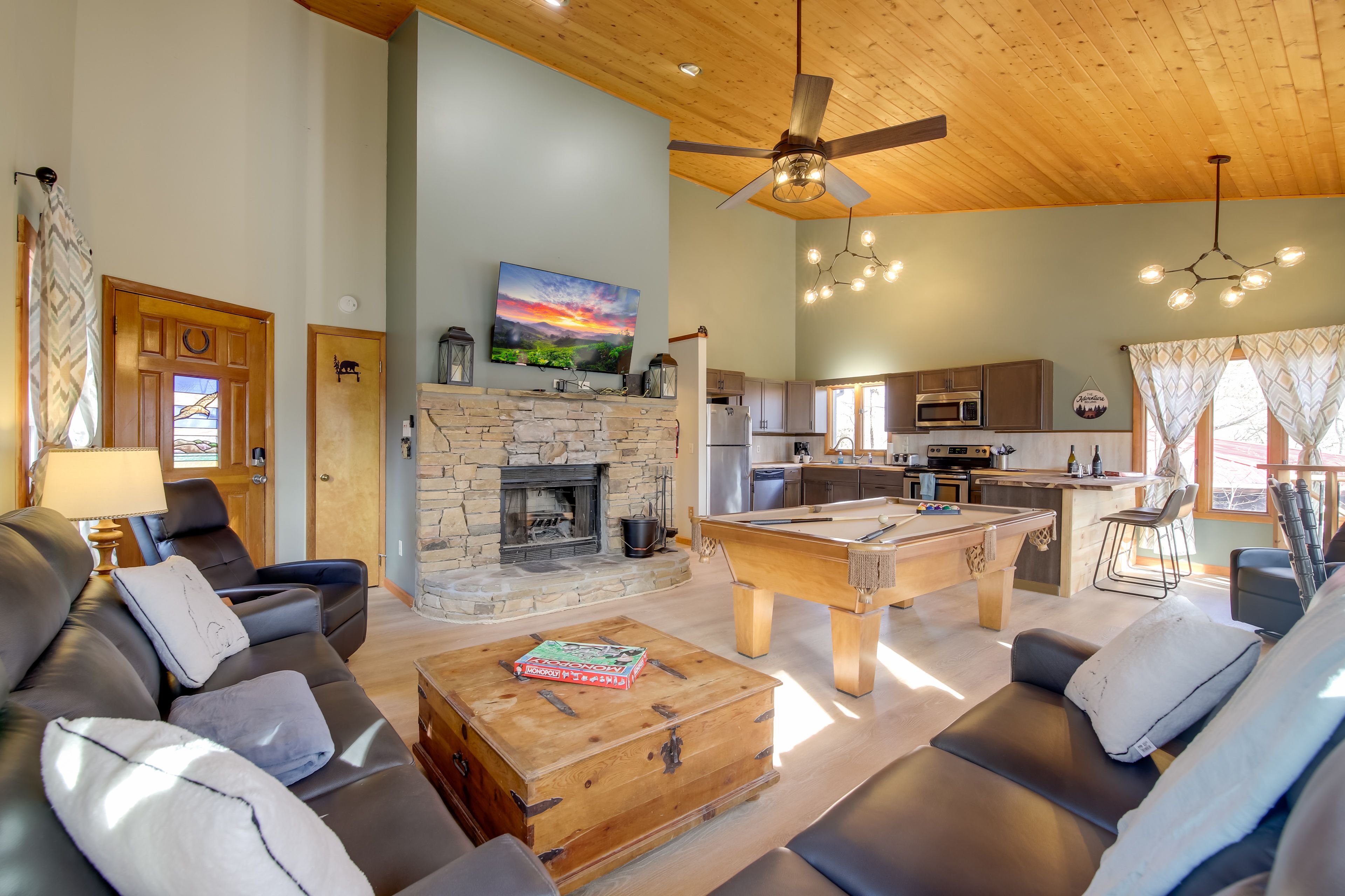 Gatlinburg Vacation Rental | 2BR + Bonus Room | 3BA | Step-Free Access Via Ramp