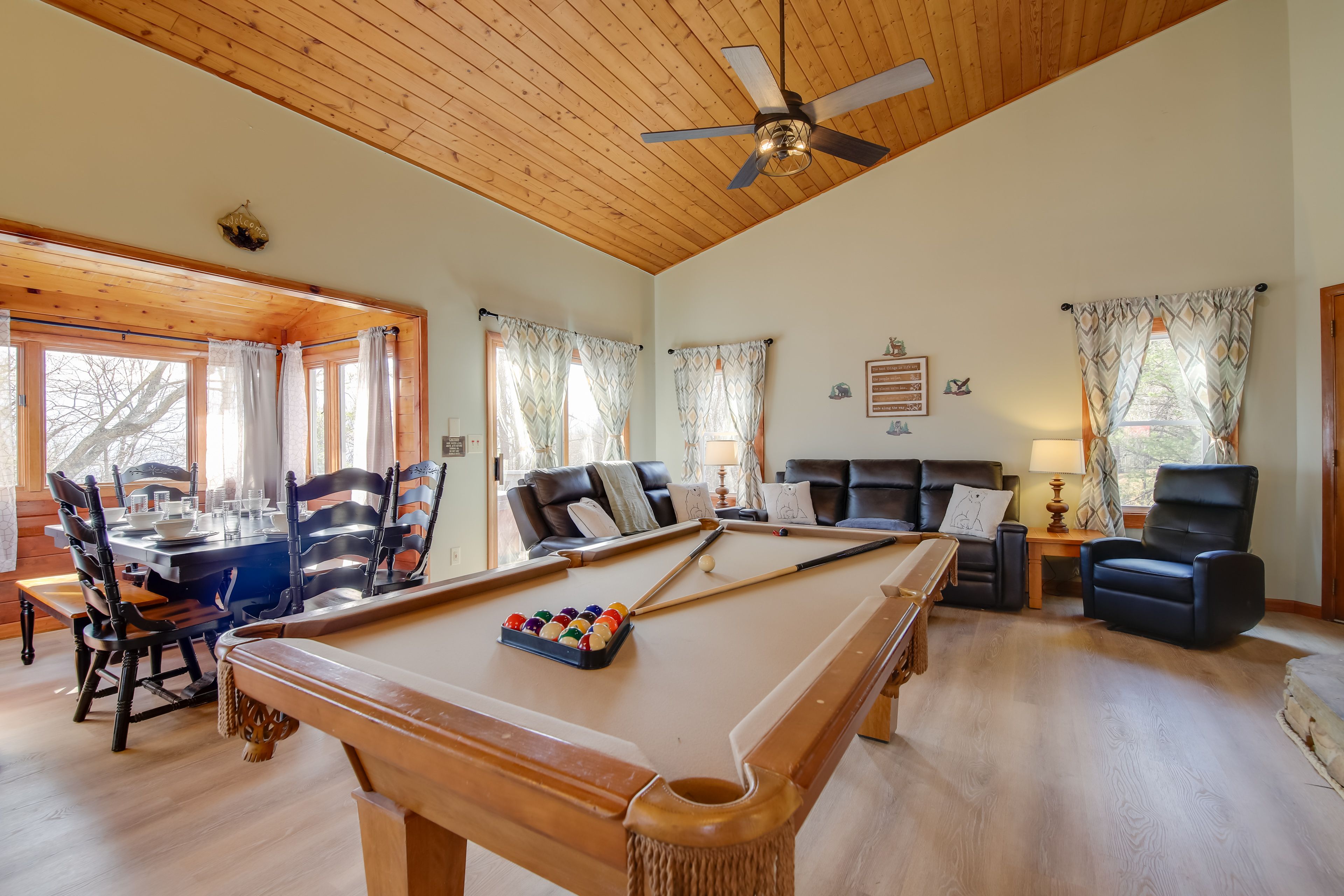 Living Area | Central A/C + Heating | Smart TVs | Free WiFi