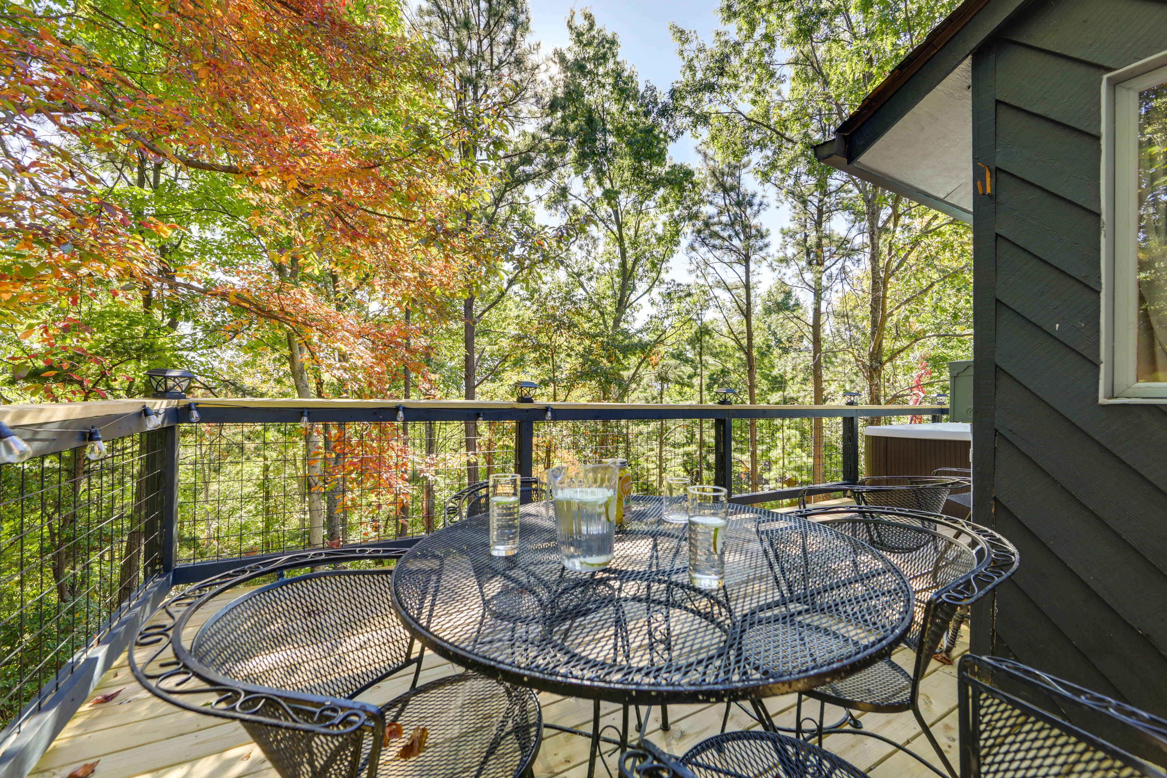 Deck | Outdoor Dining Area | Hot Tub