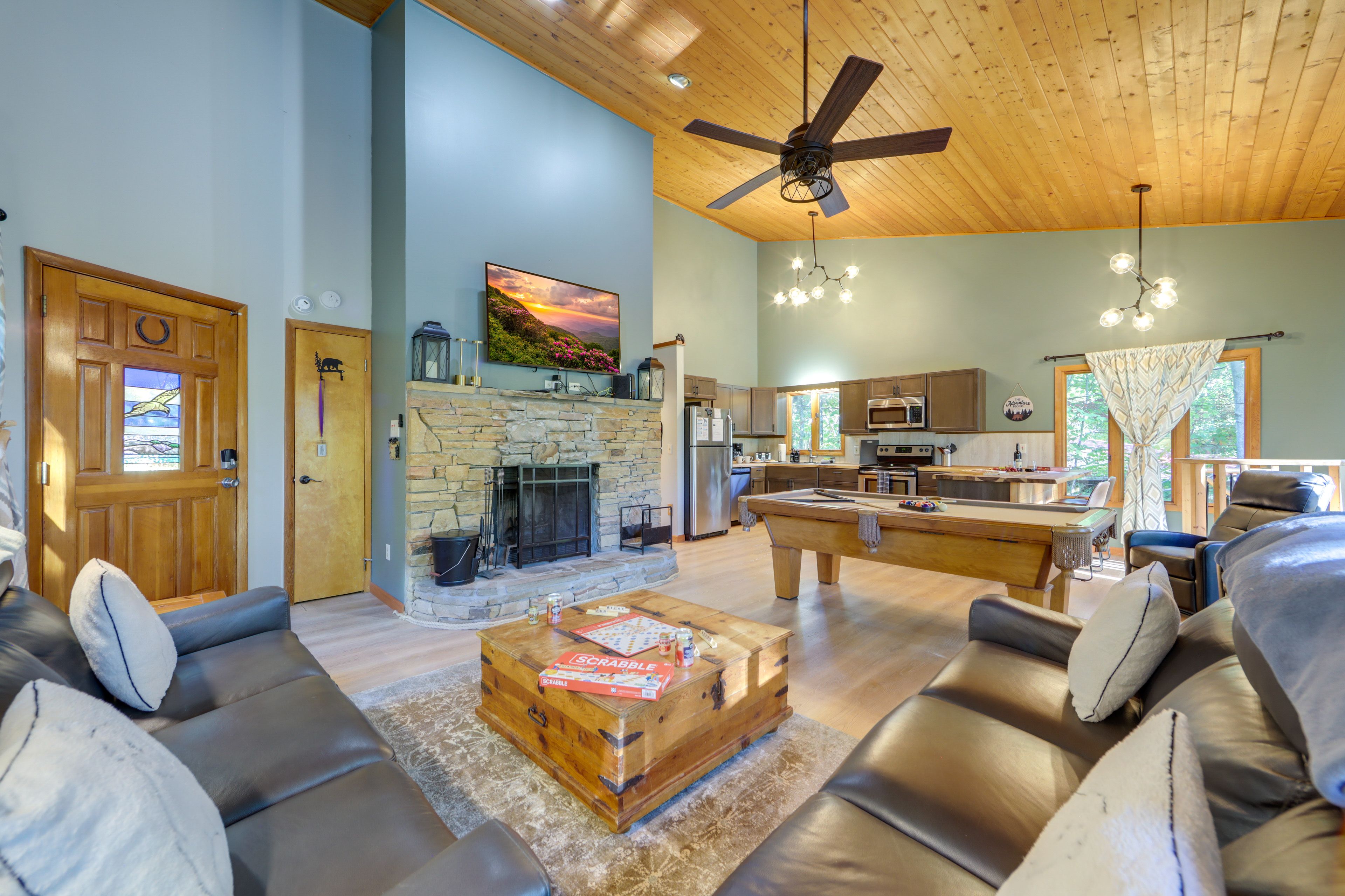 Living Area | Central A/C + Heating | Smart TVs | Free WiFi