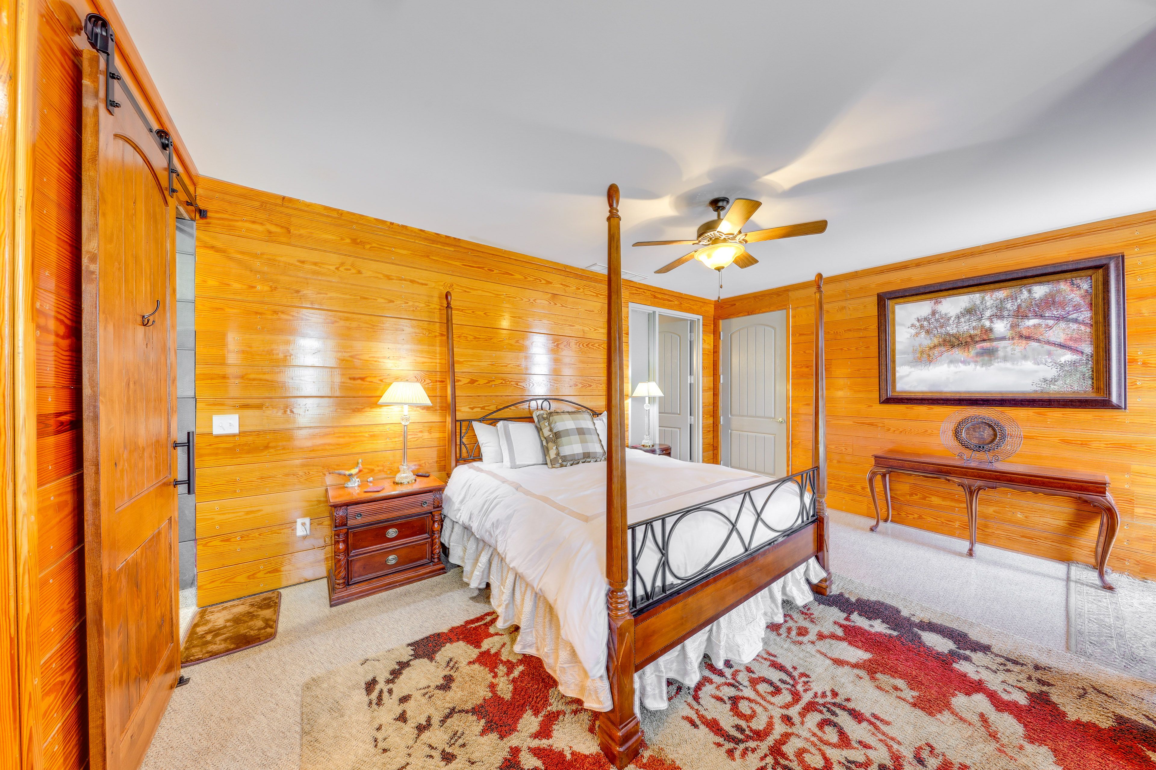 Bedroom 1 (Cherry Blossom) | King Bed | Linens & Towels | Full En-Suite Bathroom