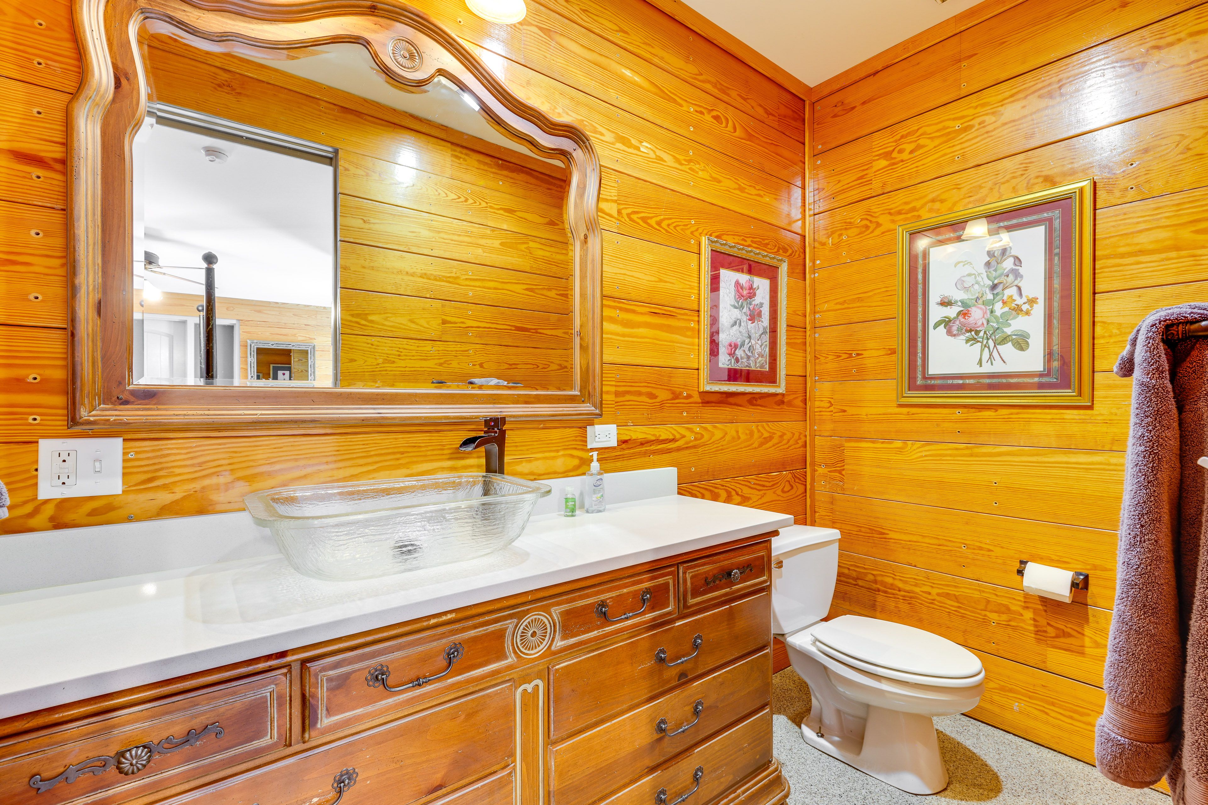 Full En-Suite Bathroom