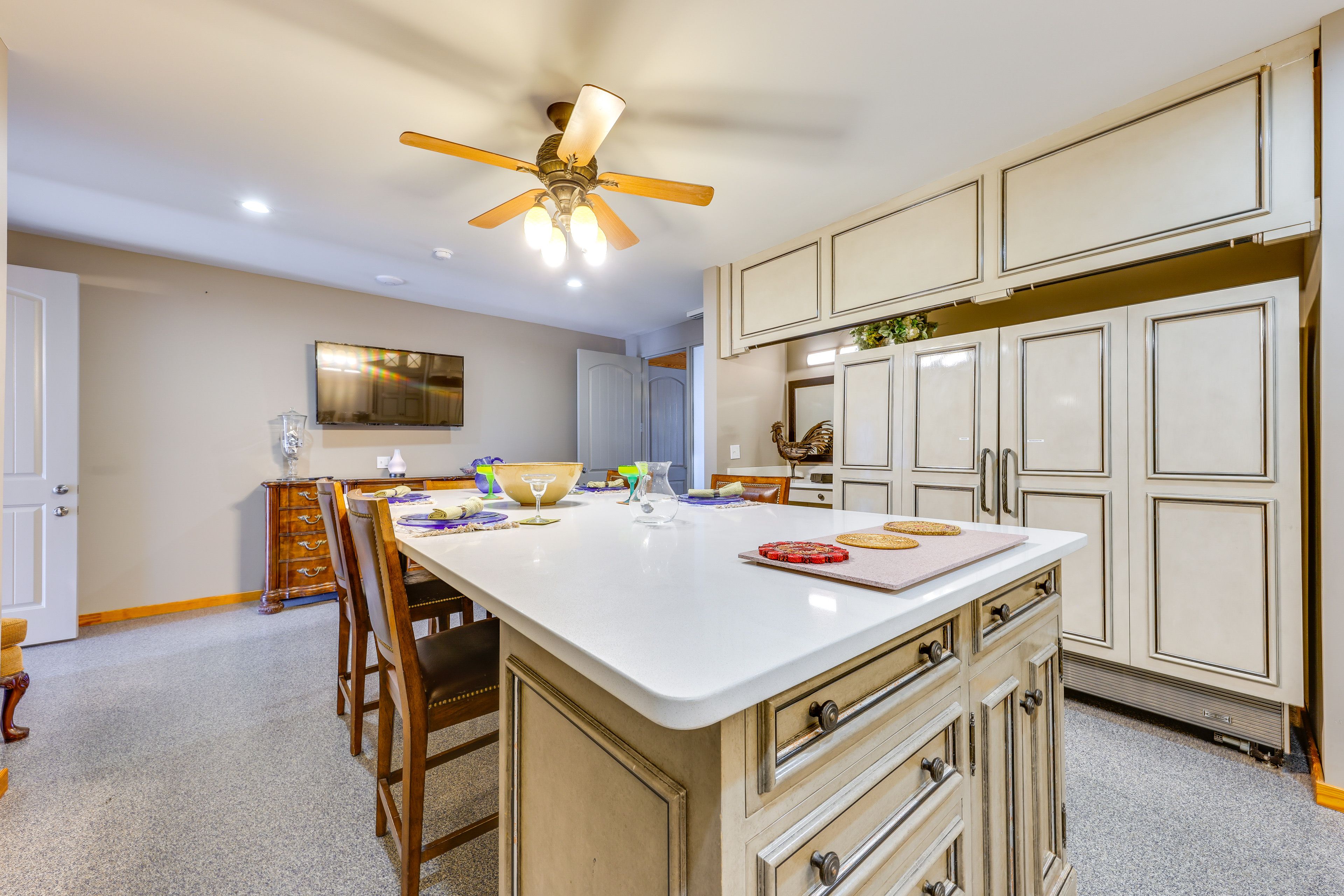 Kitchen | Single-Story House | Constructed w/ Recycled & Reclaimed Materials