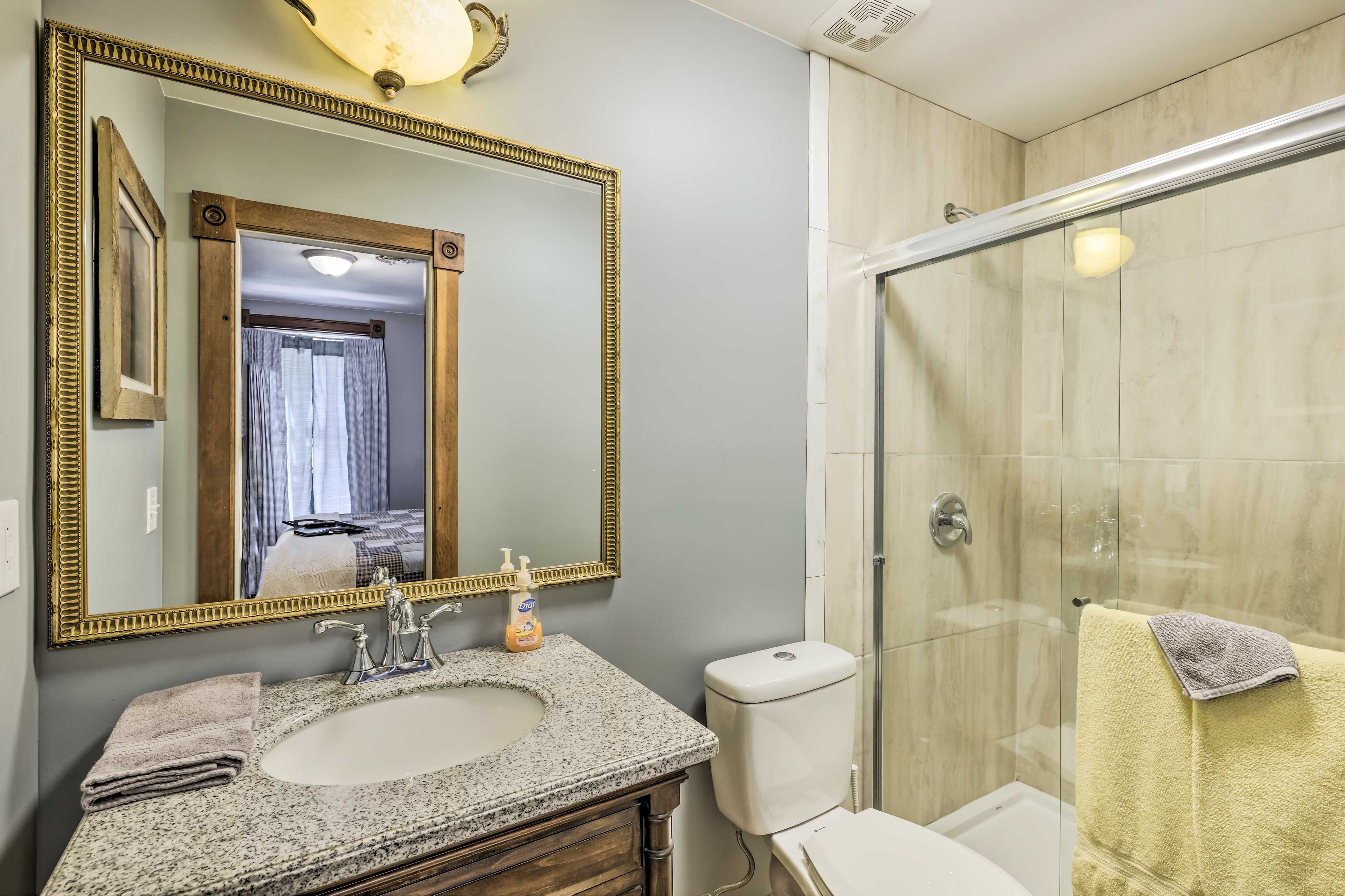 Full En-Suite Bathroom