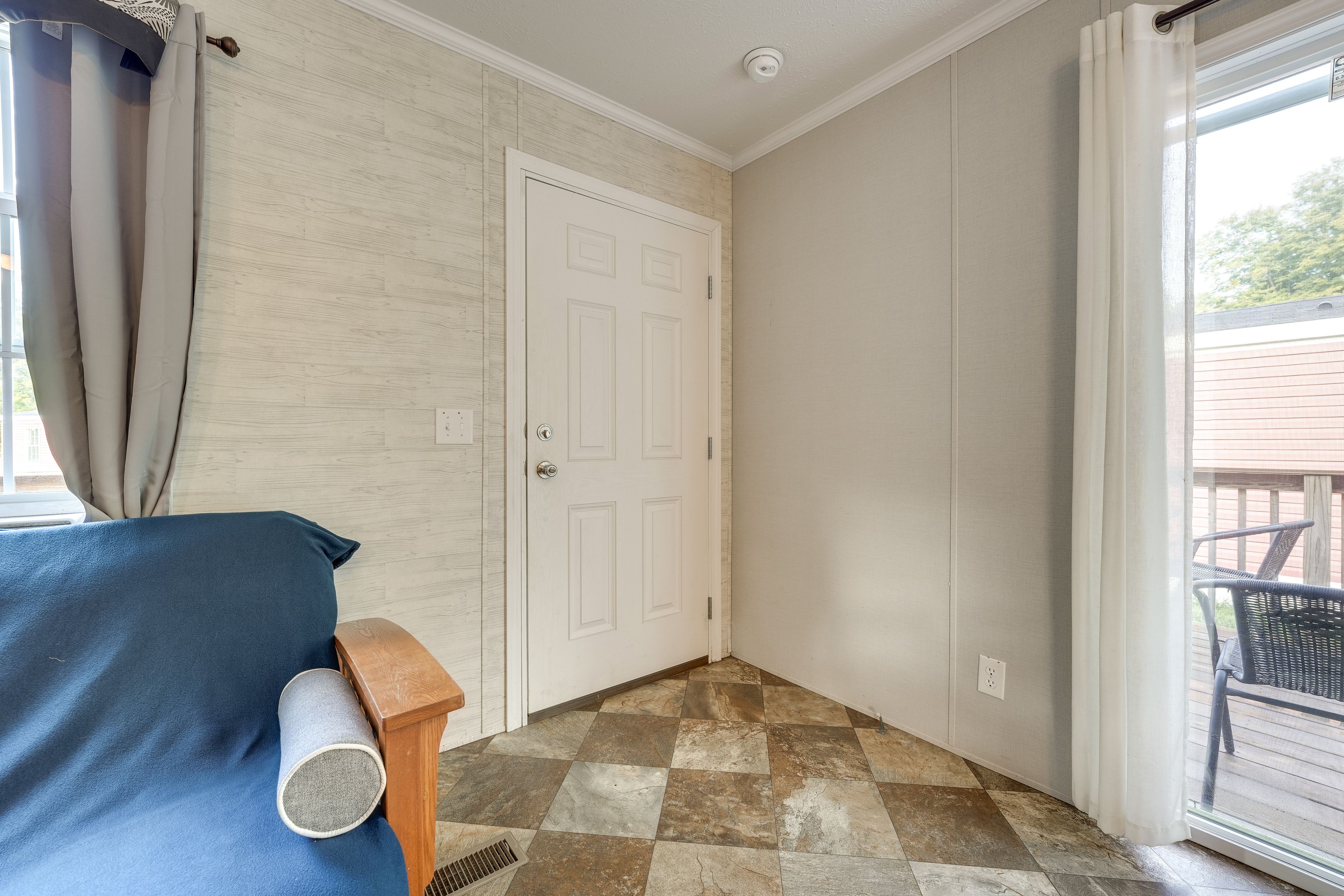 Cabin Entrance | Central Heating | Window A/C Units