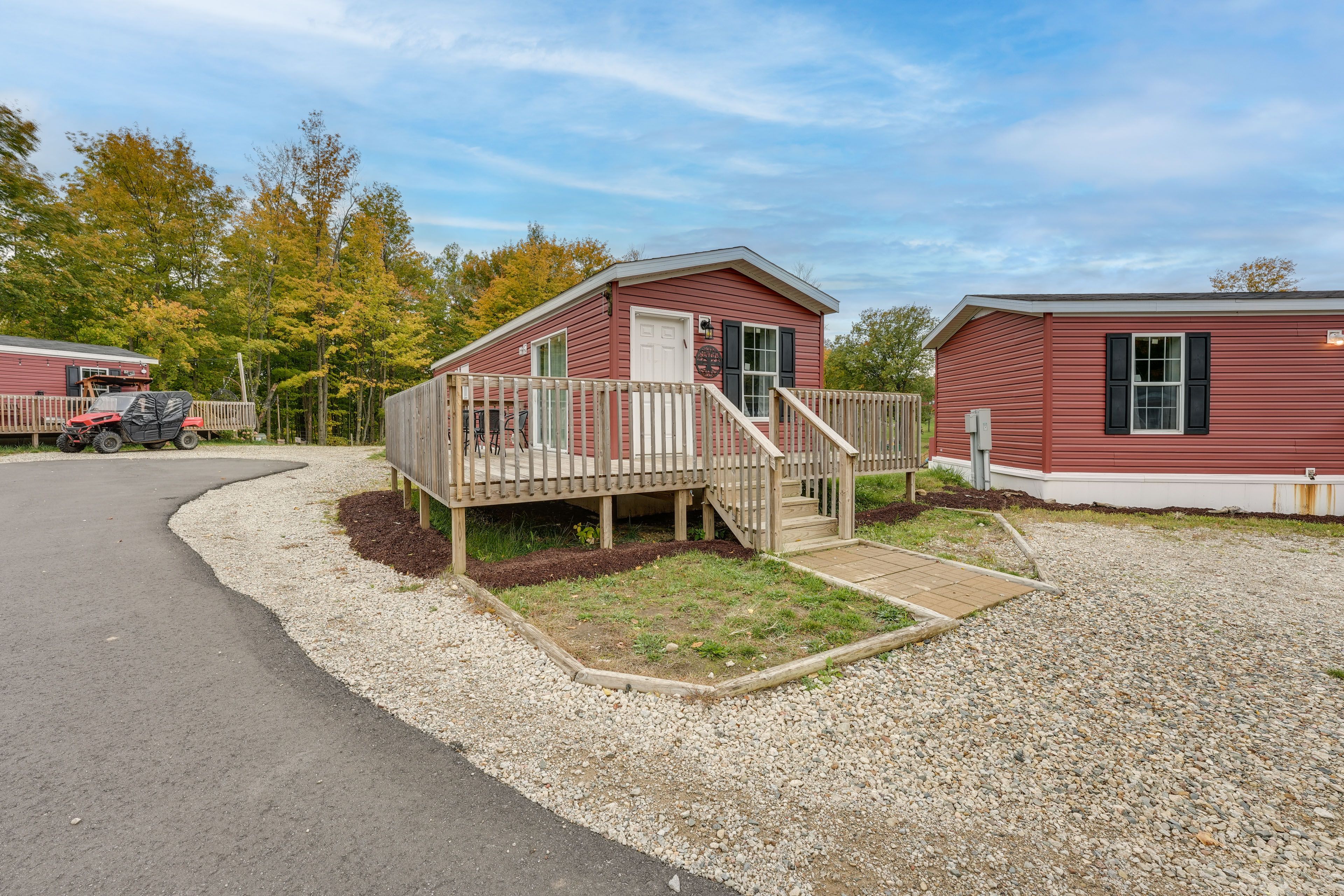 Parking | Driveway (1 Vehicle) | RV & Trailer Parking Available