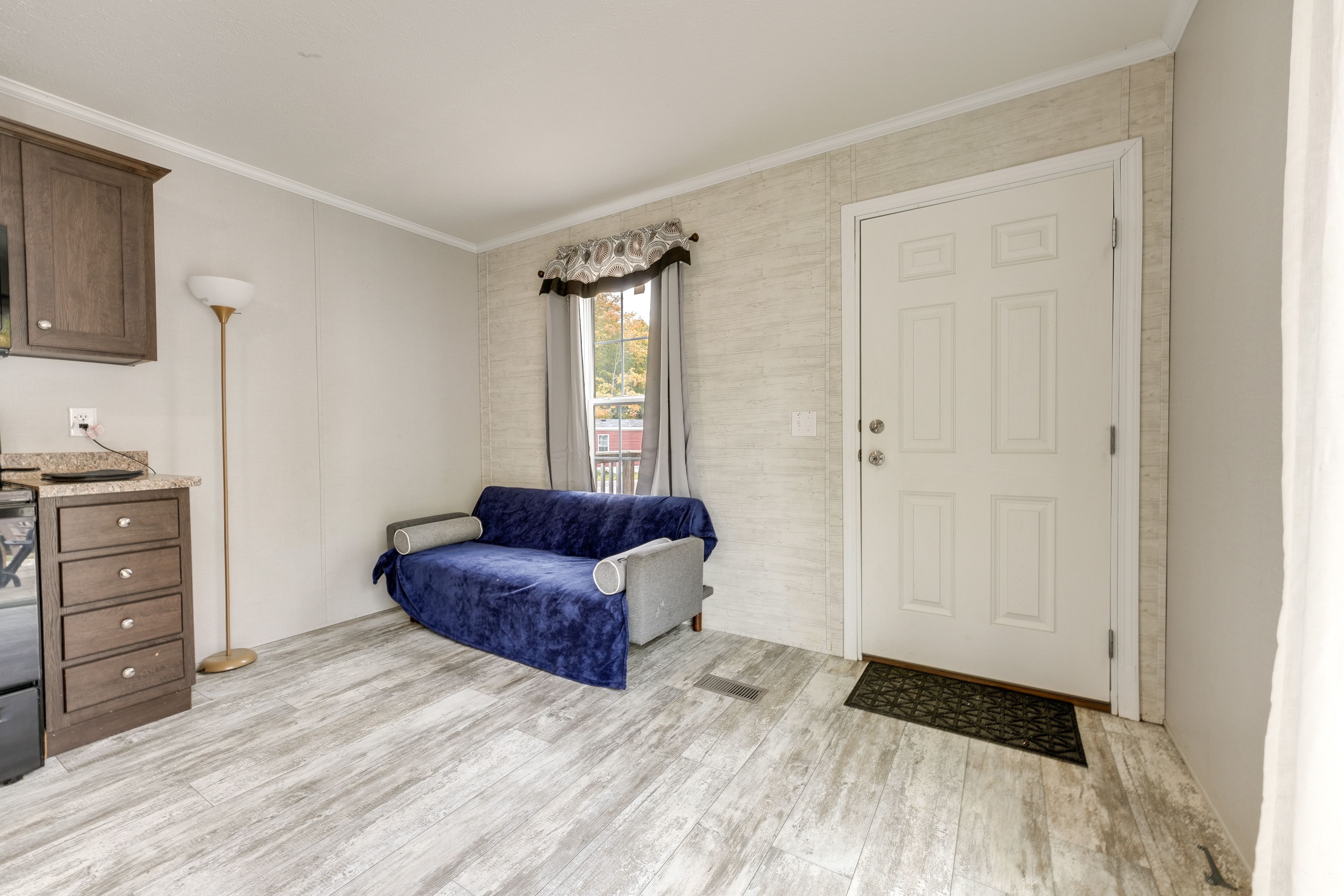 Living Area | Pack 'n Play