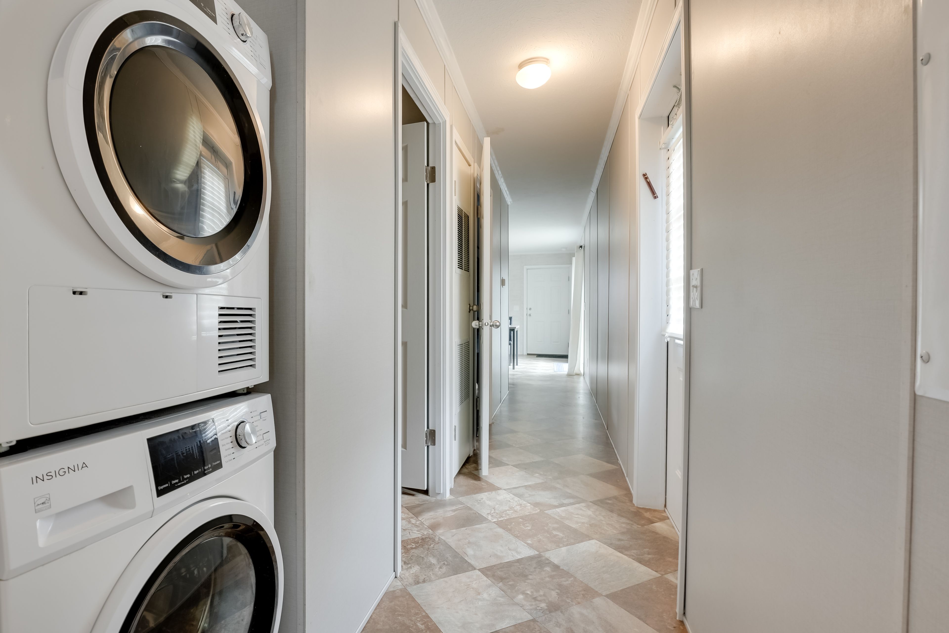 Laundry Closet | Laundry Detergent Provided