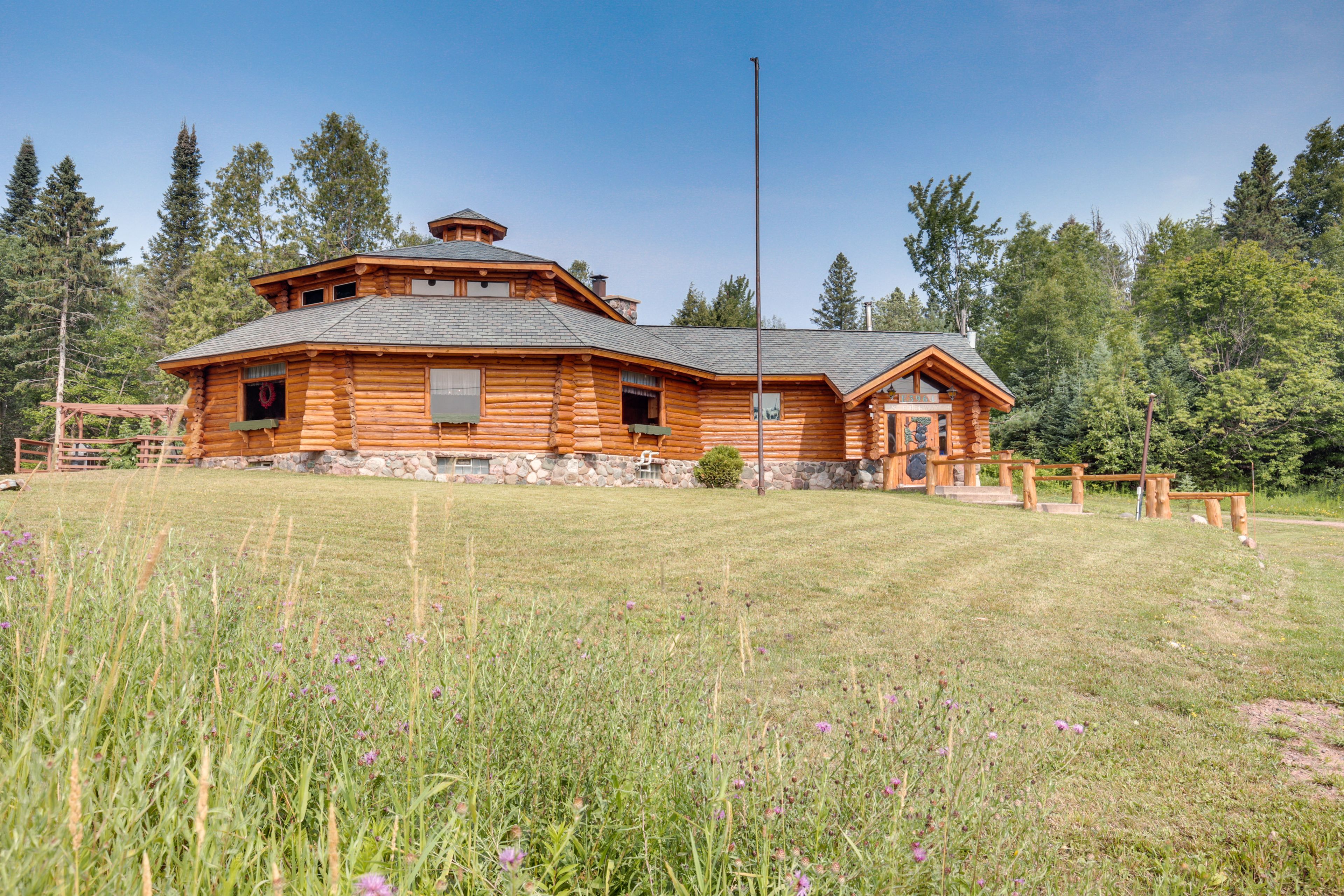 Ironwood Vacation Rental | 3BR | 2.5BA | Steps Required For Access | 7,300 Sq Ft