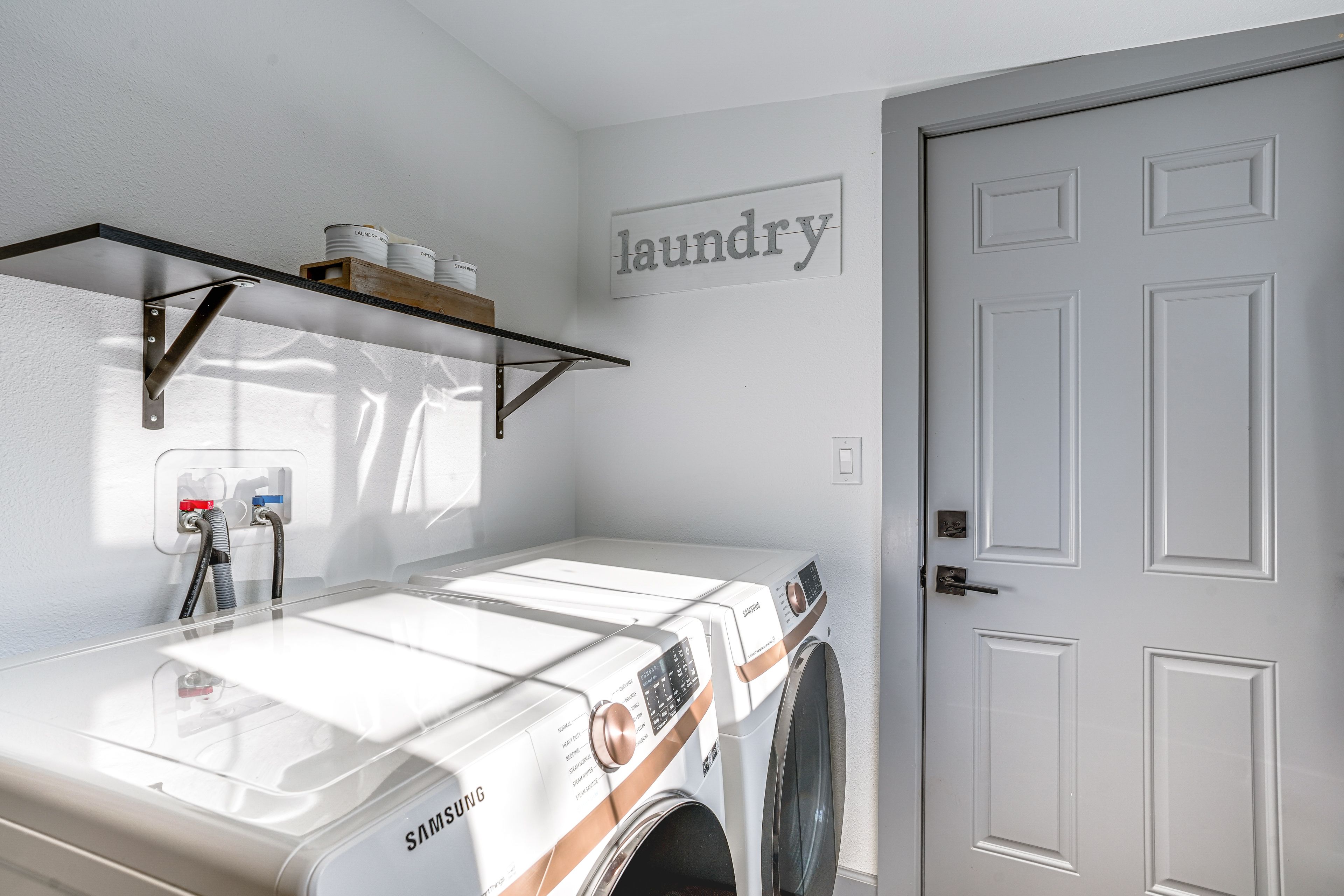 Laundry Room | Laundry Detergent Provided