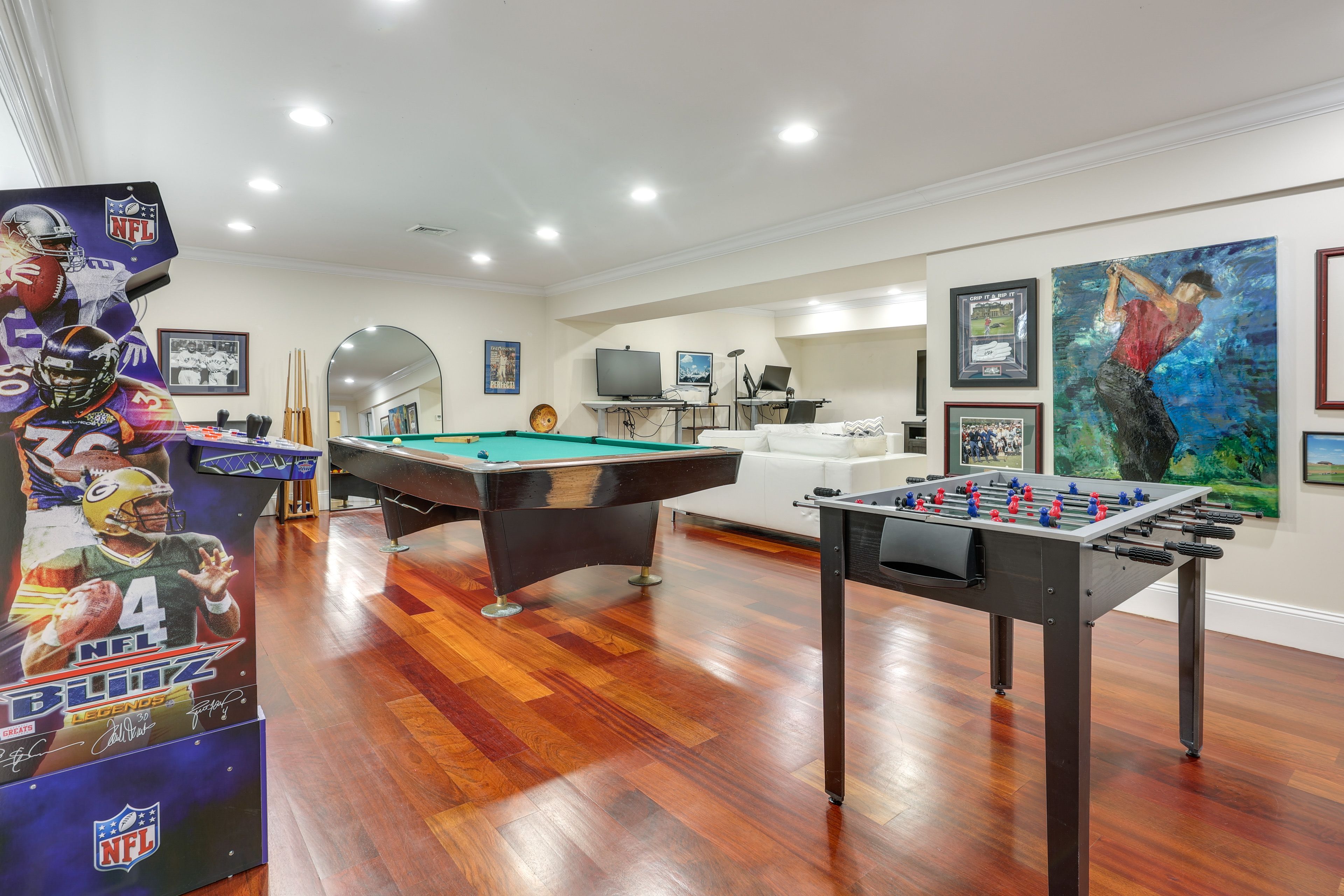 Game Room | Smart TV | Free WiFi | PlayStation 5