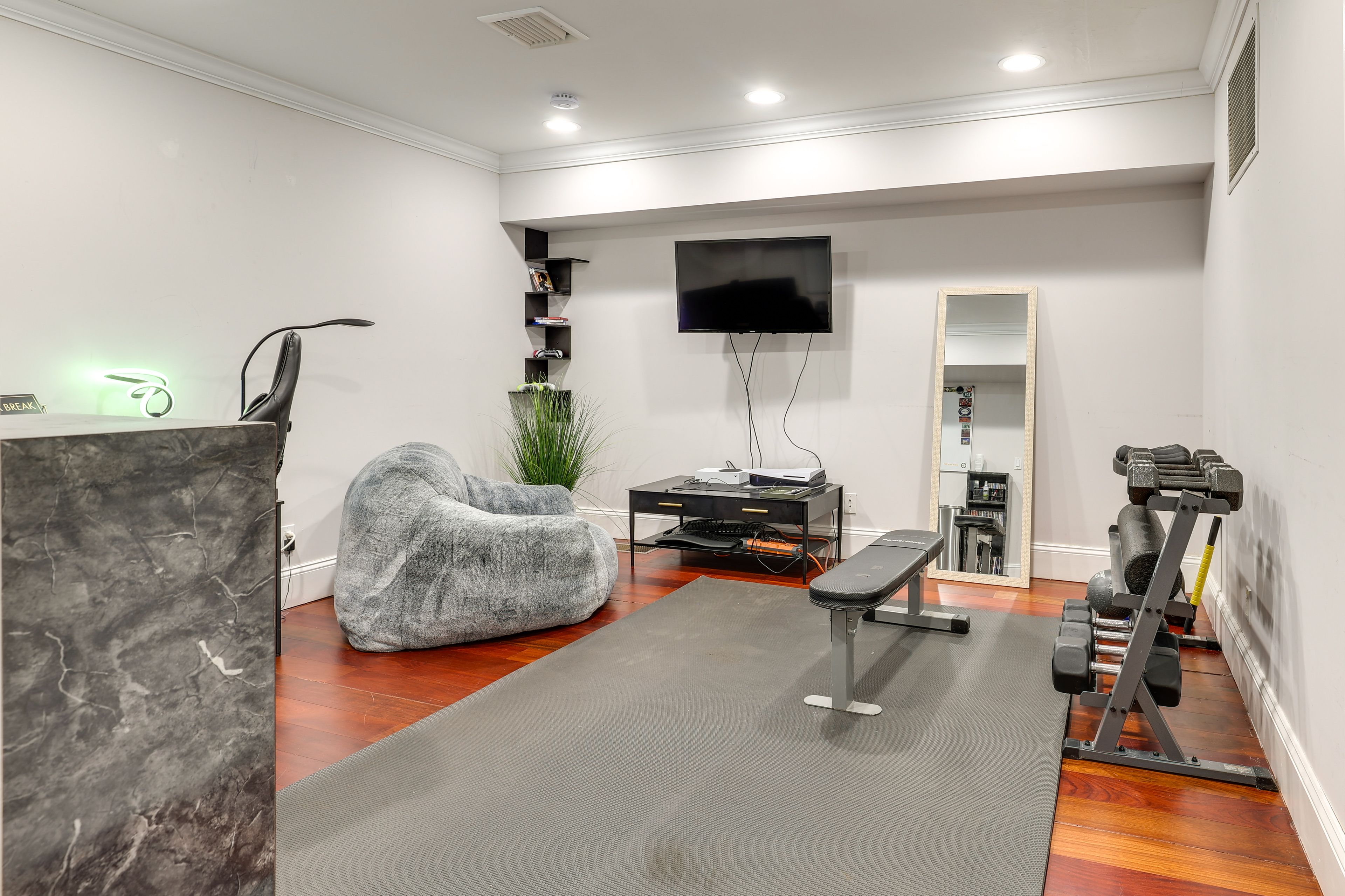 Workout Room | Private Office | Whiteboard | Printer