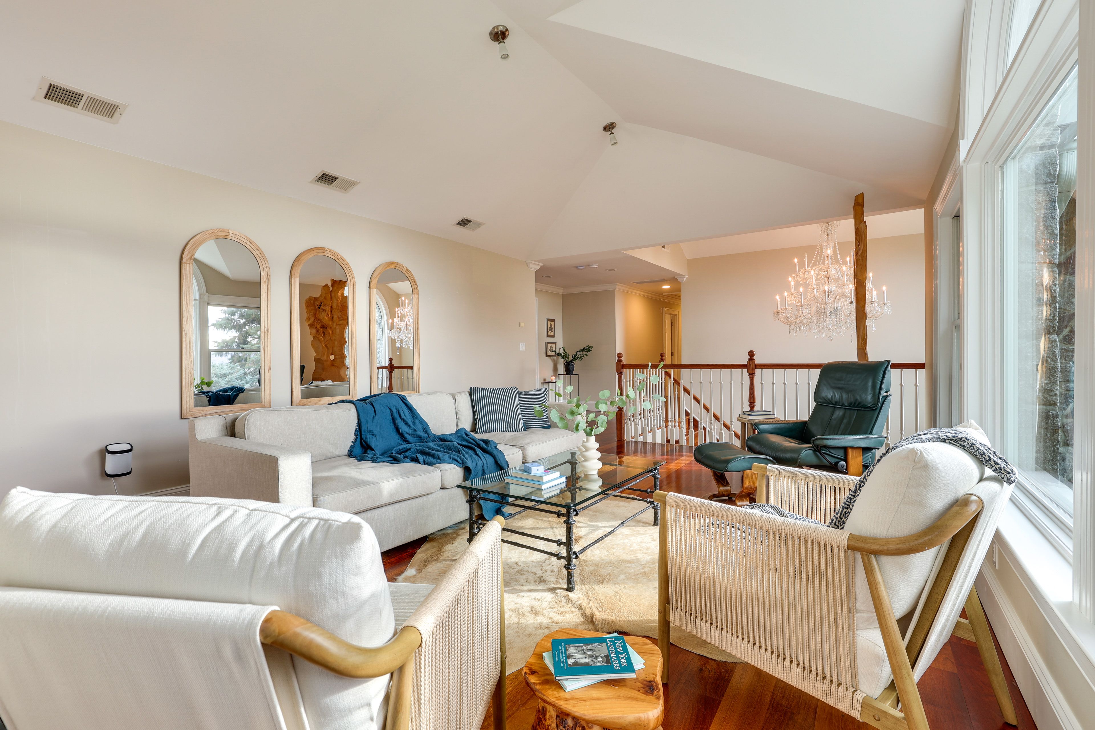 Upstairs Living Room | Upper Level