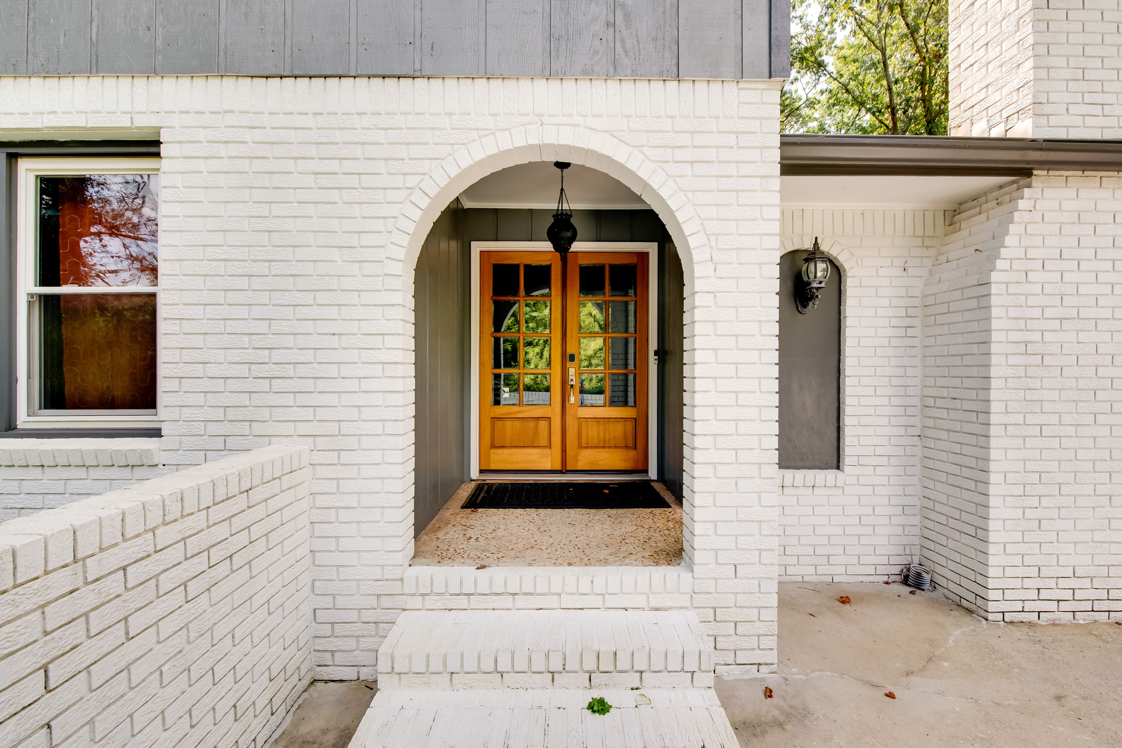 Front Entry | 3 Exterior Security Devices