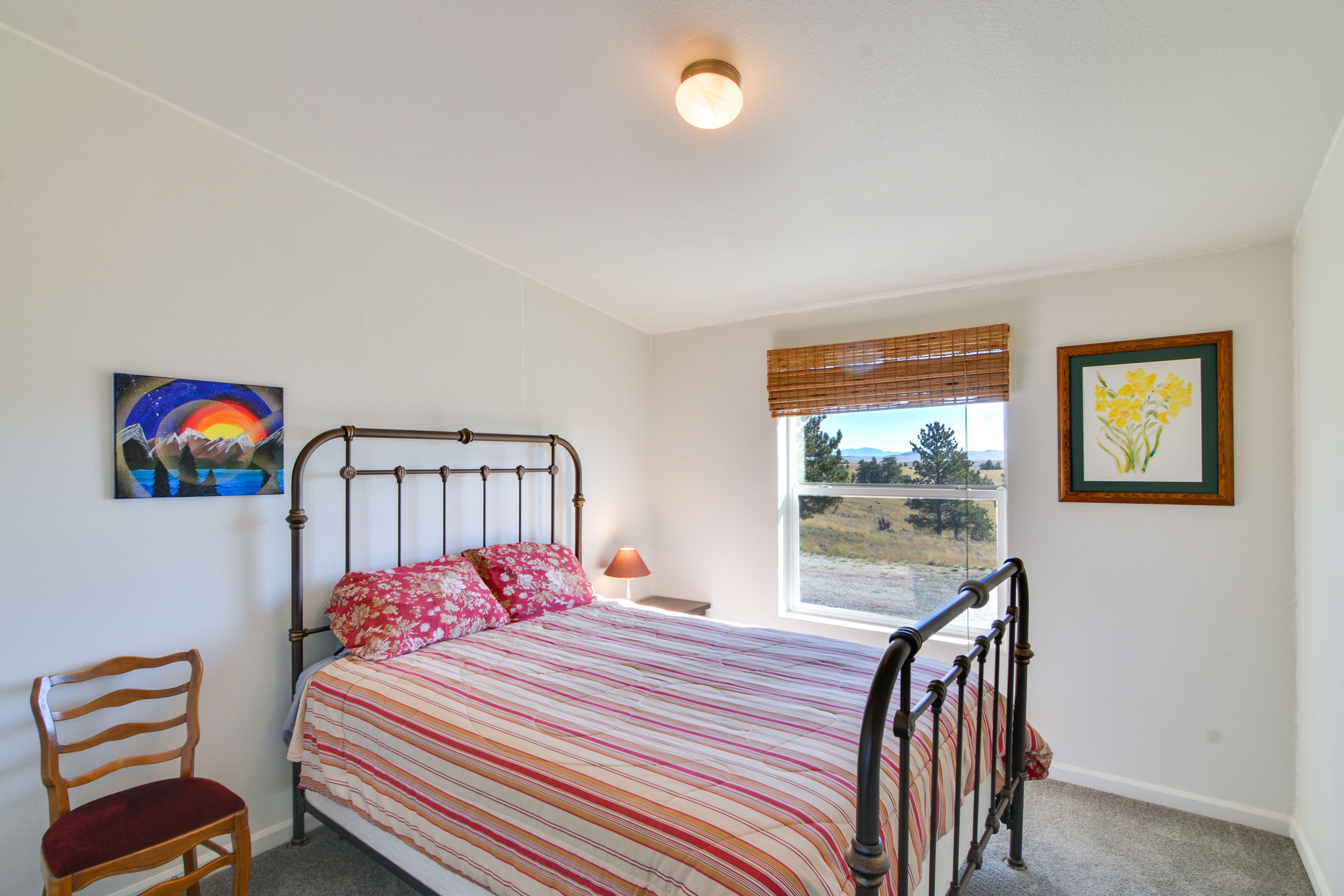 Bedroom 2 | Queen Bed