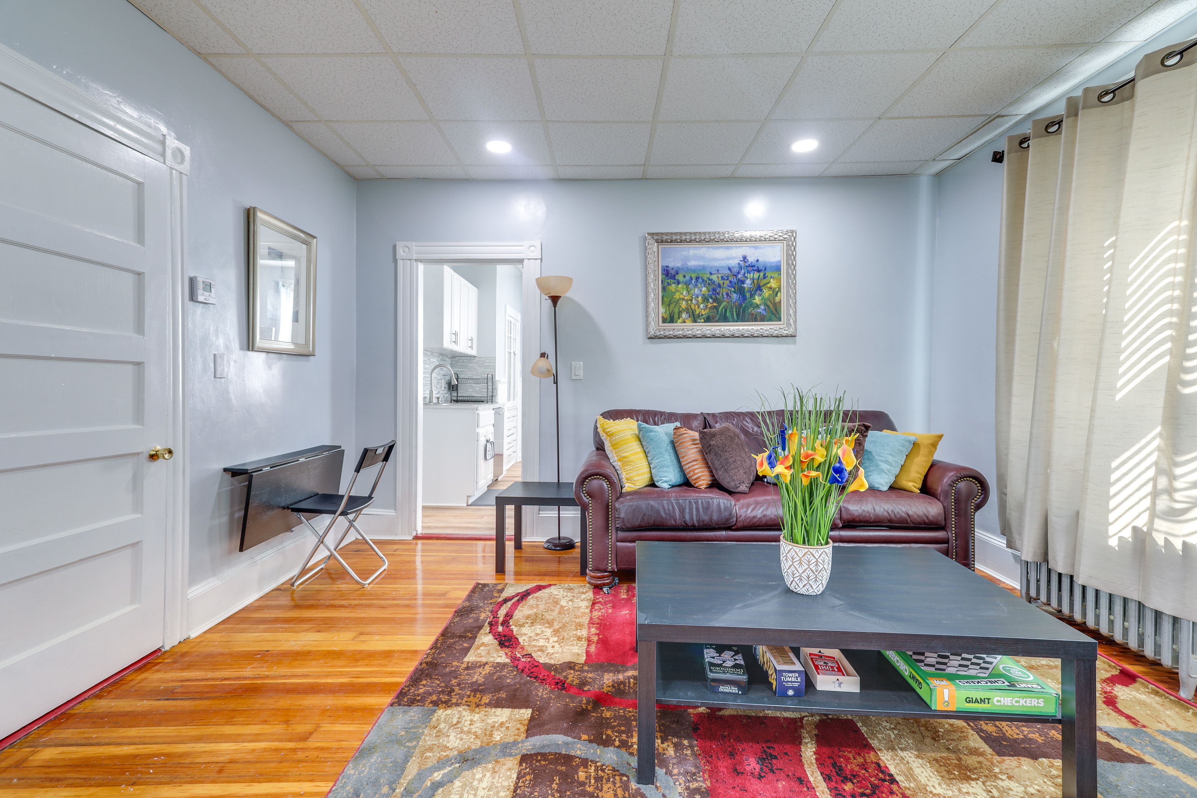 Living Room | Sleeper Sofa | Smart TV