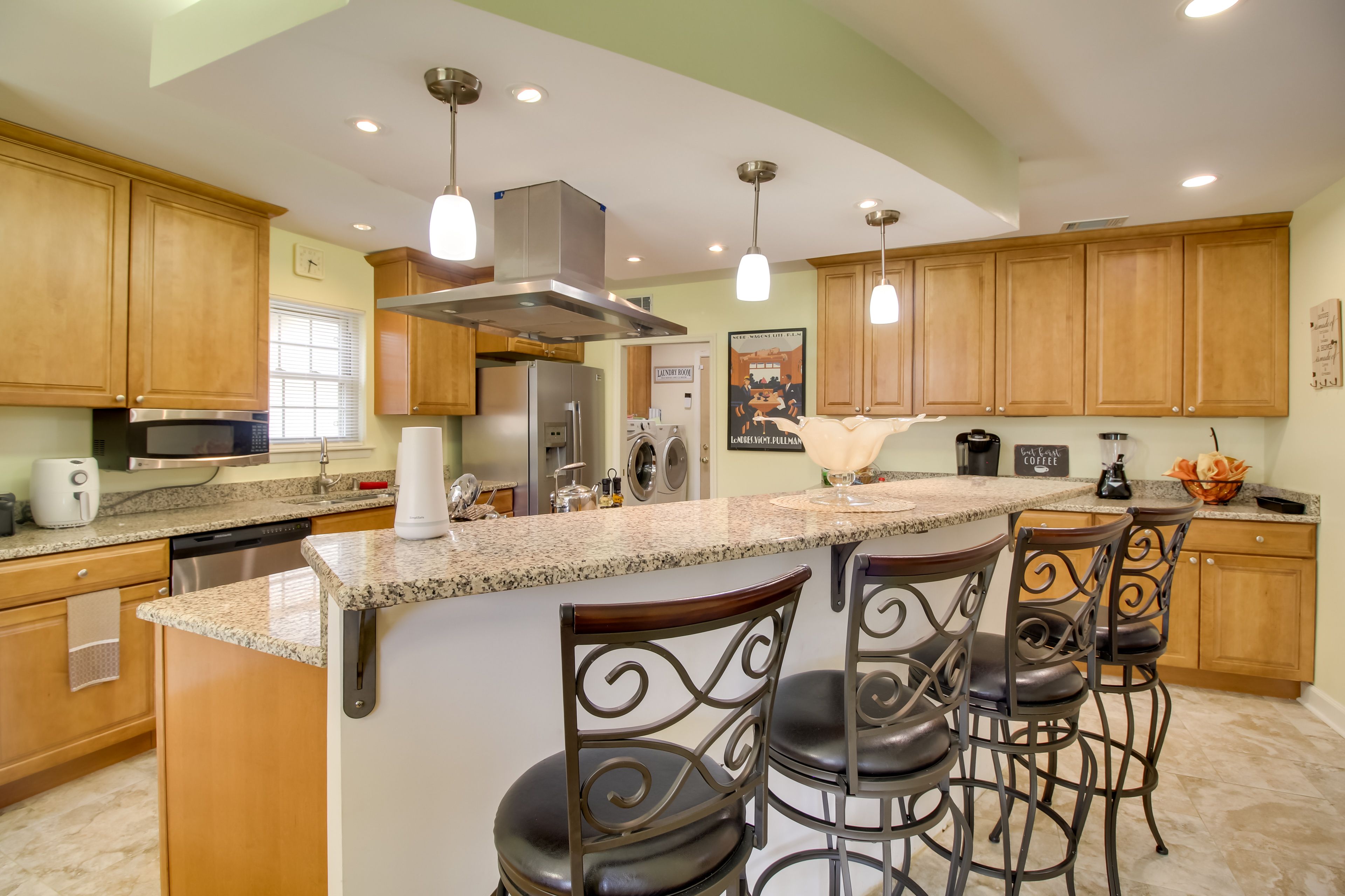 Kitchen | Fully Equipped | Coffee Maker | Dishware & Flatware | Cooking Basics