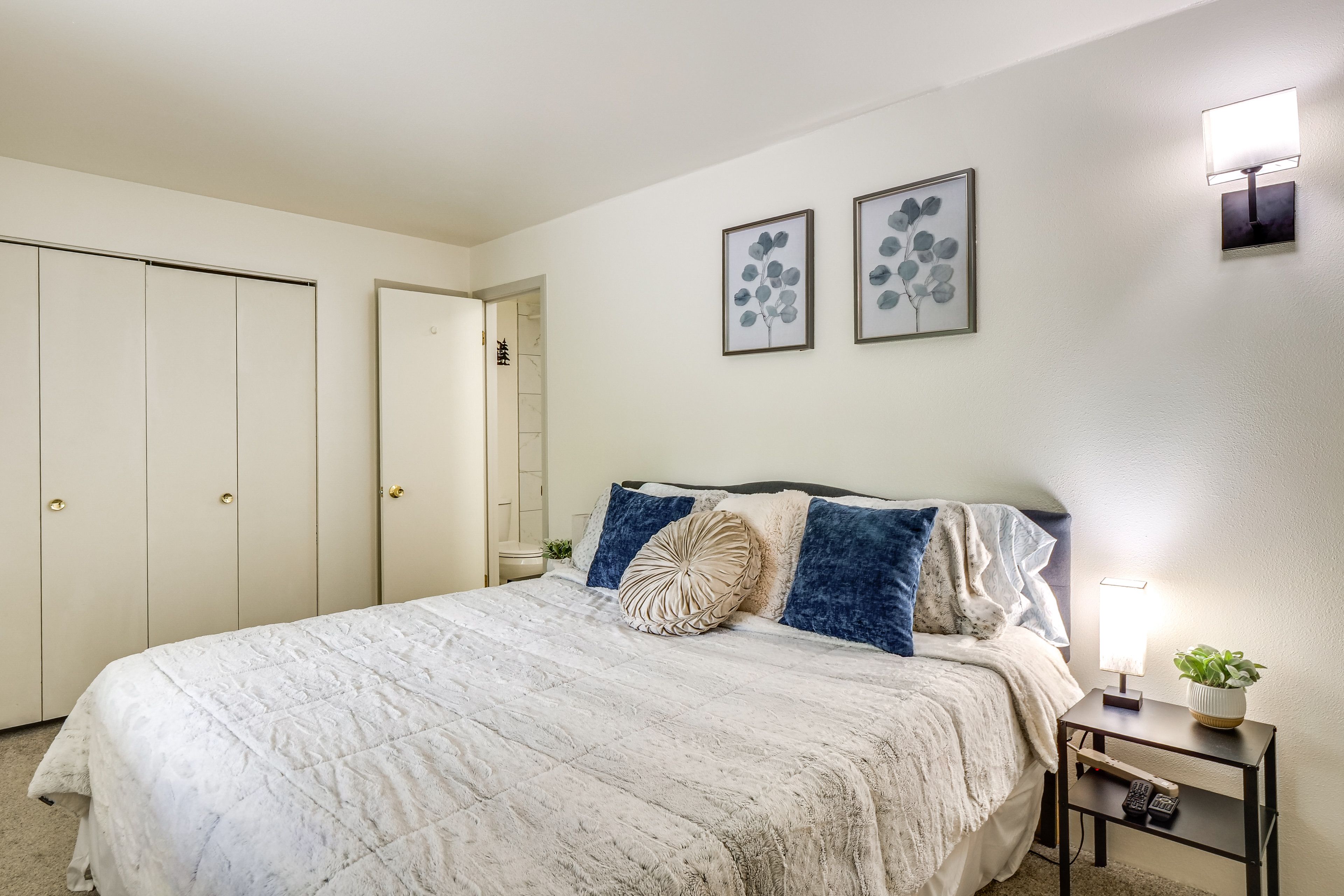 Bedroom 1 | King Bed | Linens Provided | Smart TV w/ Cable