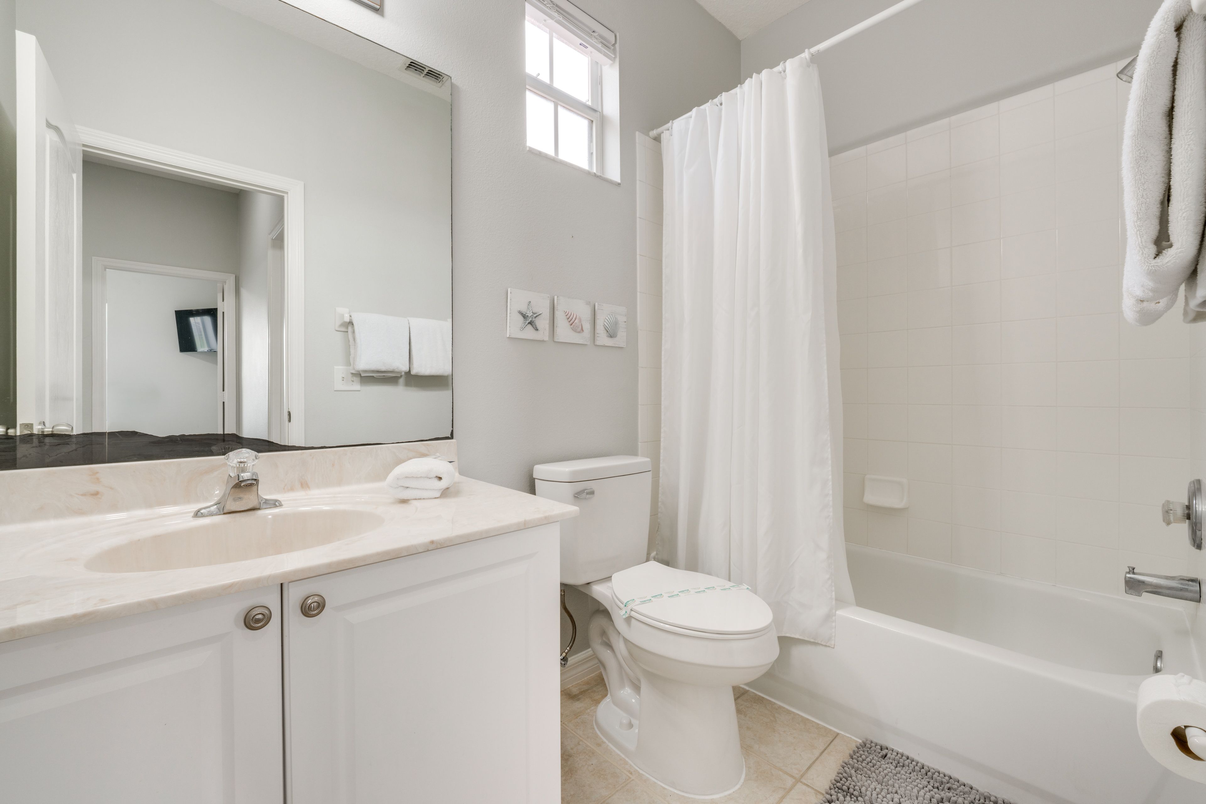 Full Bathroom
