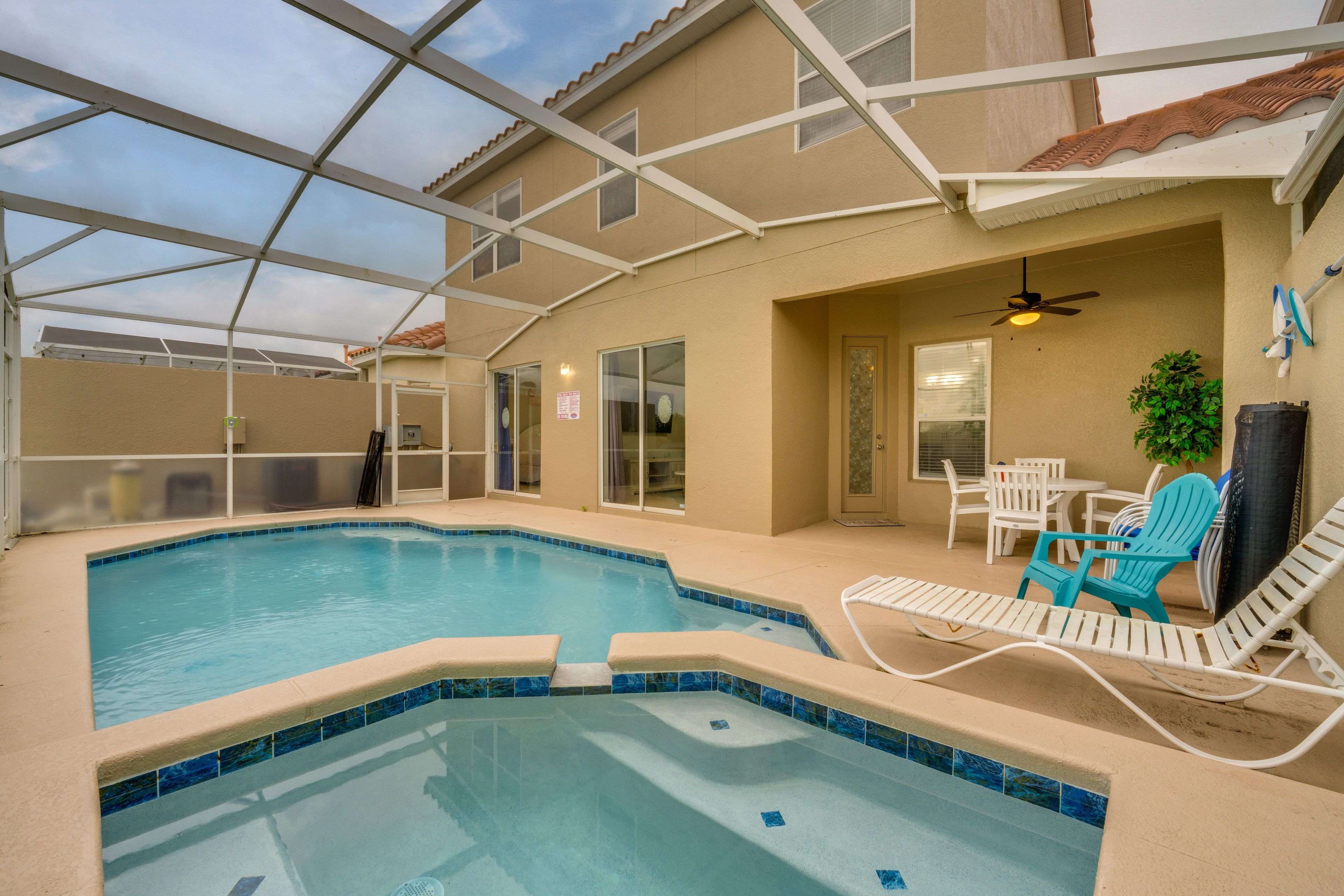 Davenport Vacation Rental | 4BR | 3.5BA | 1 Step to Access | 1,762 Sq Ft