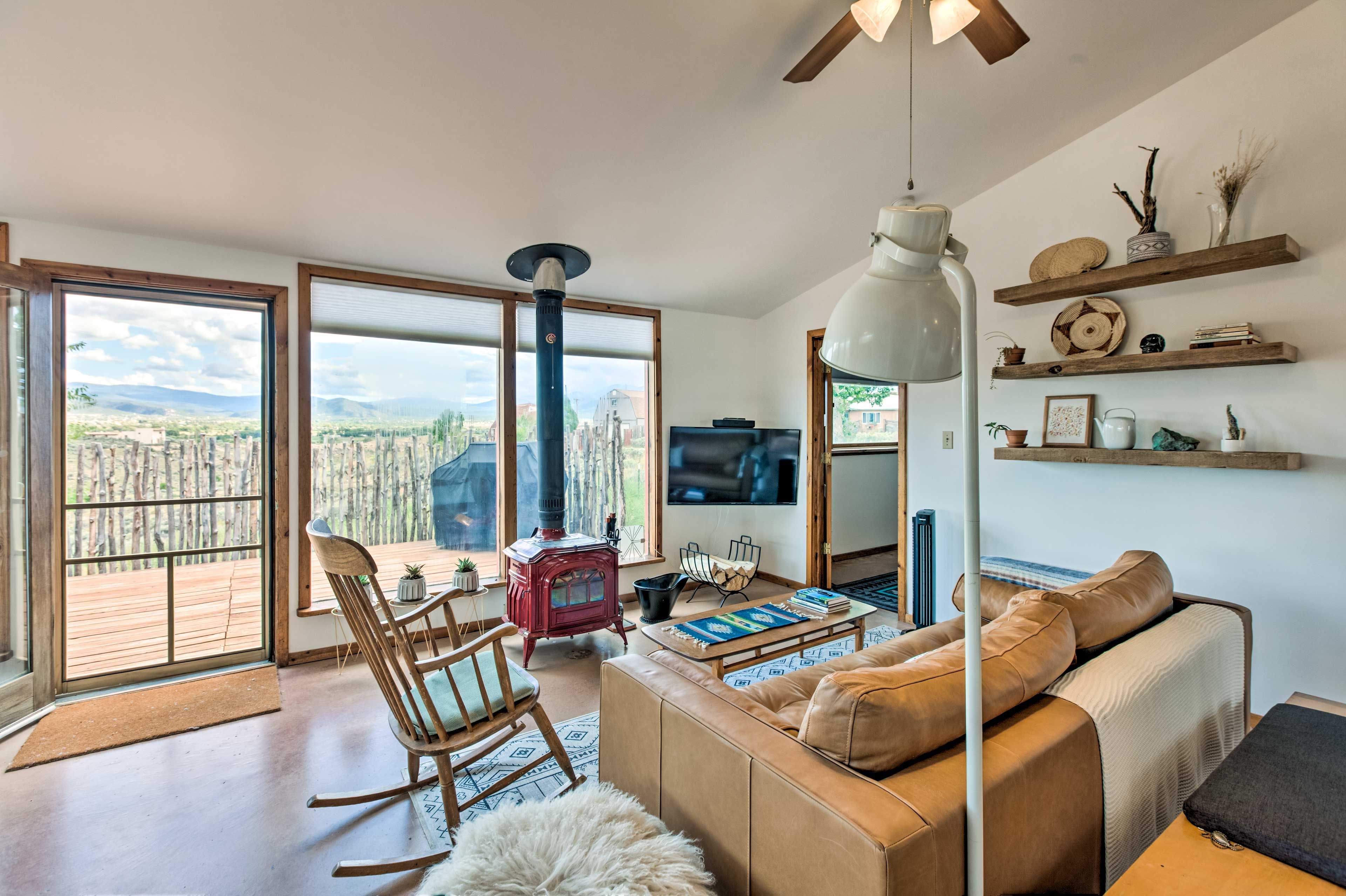 Living Room | Self Check-In | Duplex
