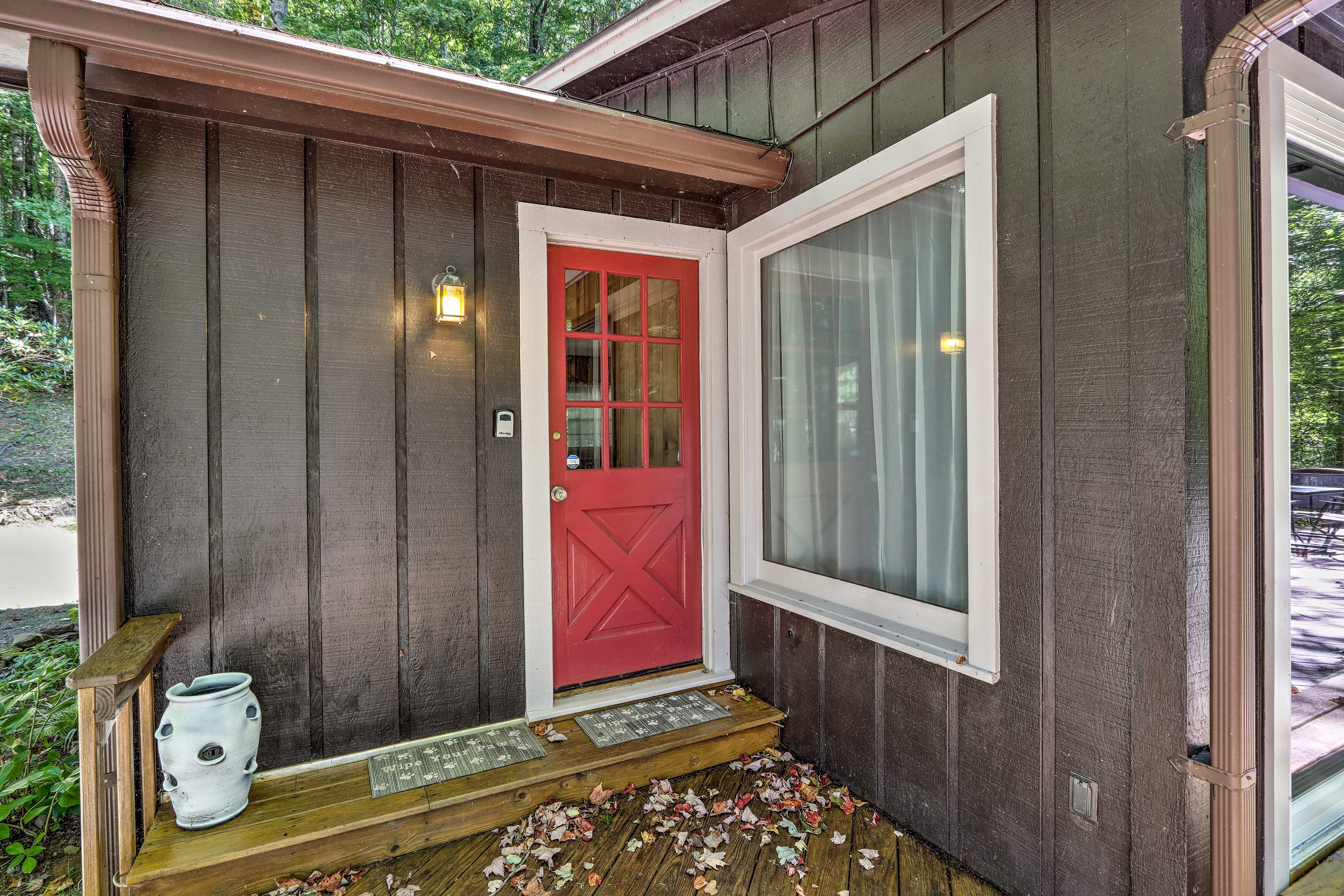 Front Entryway | Lockbox