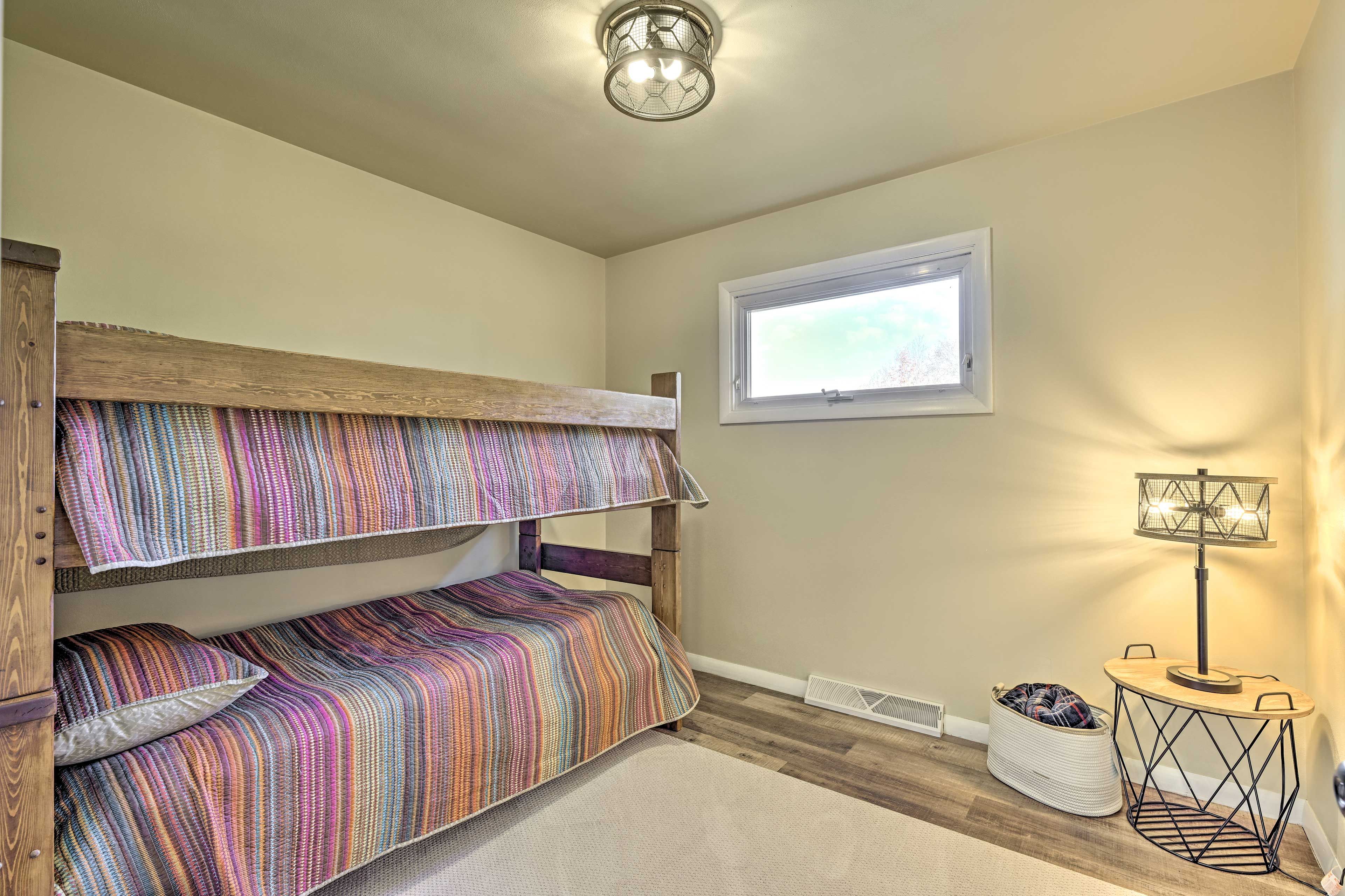 Bedroom 3 | Twin Bunk Bed