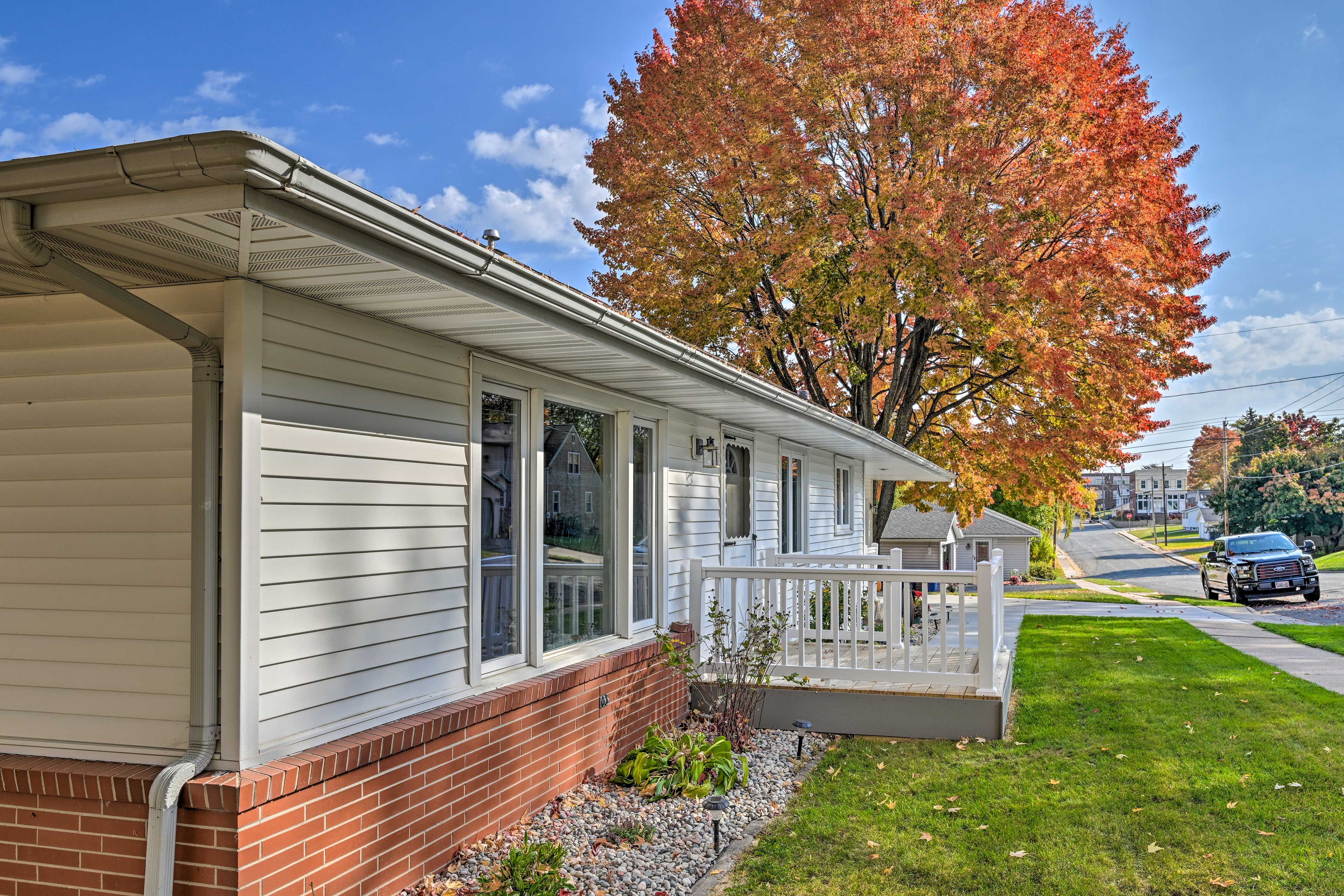 Property Exterior | Garage (2 Vehicles) | Driveway (2 Vehicles)