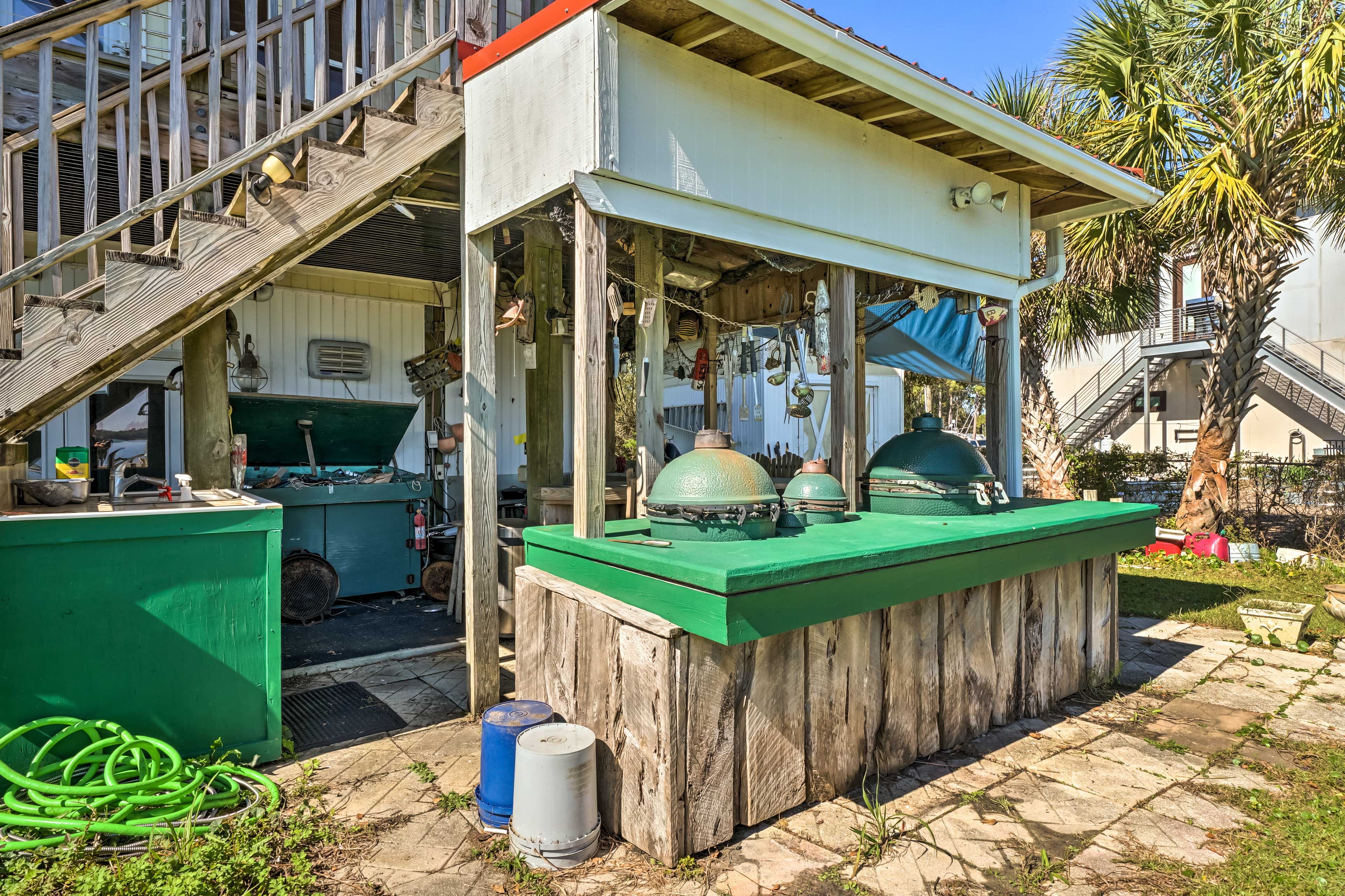 Covered Patio | Grill | Outdoor Bar