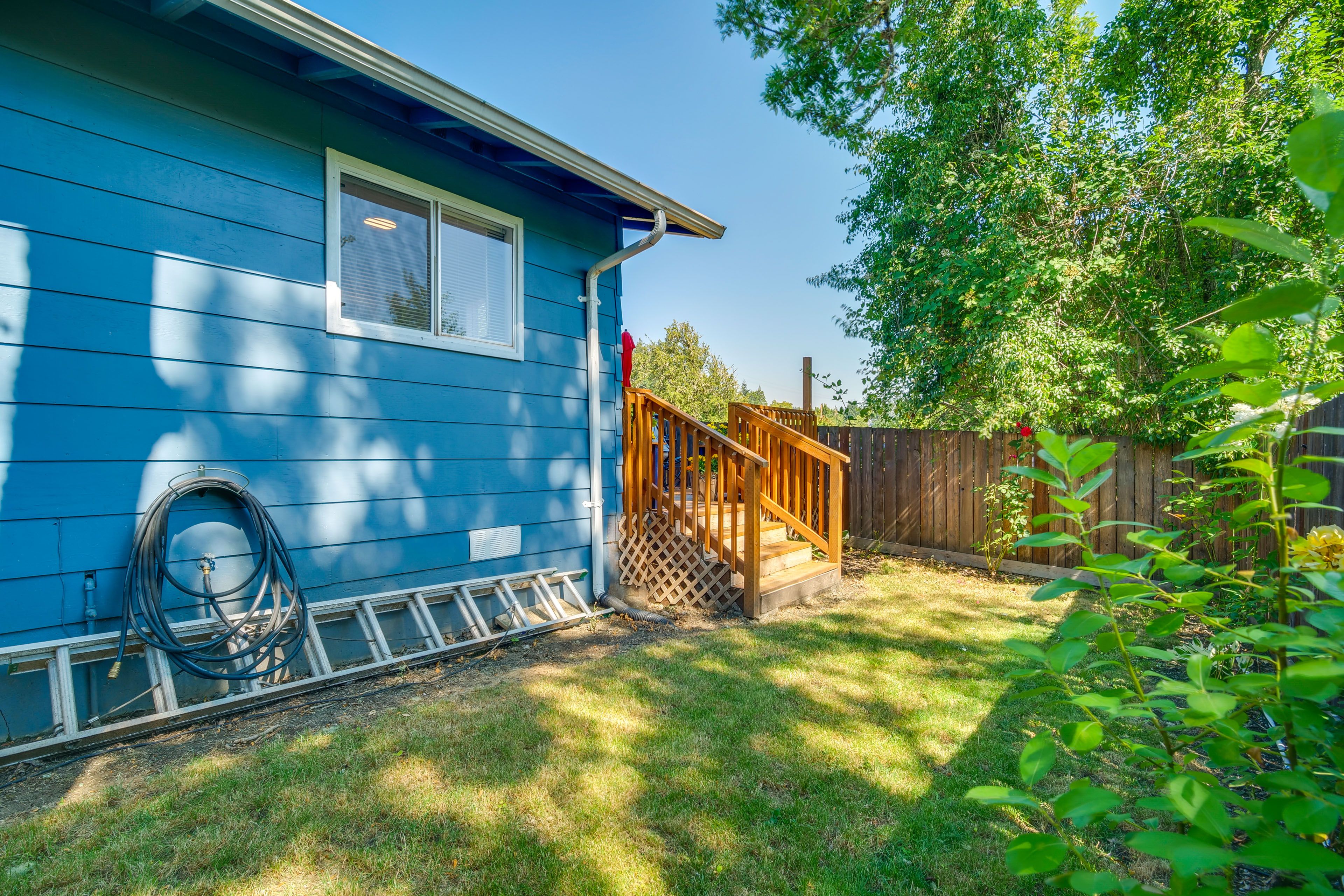 Fenced Yard