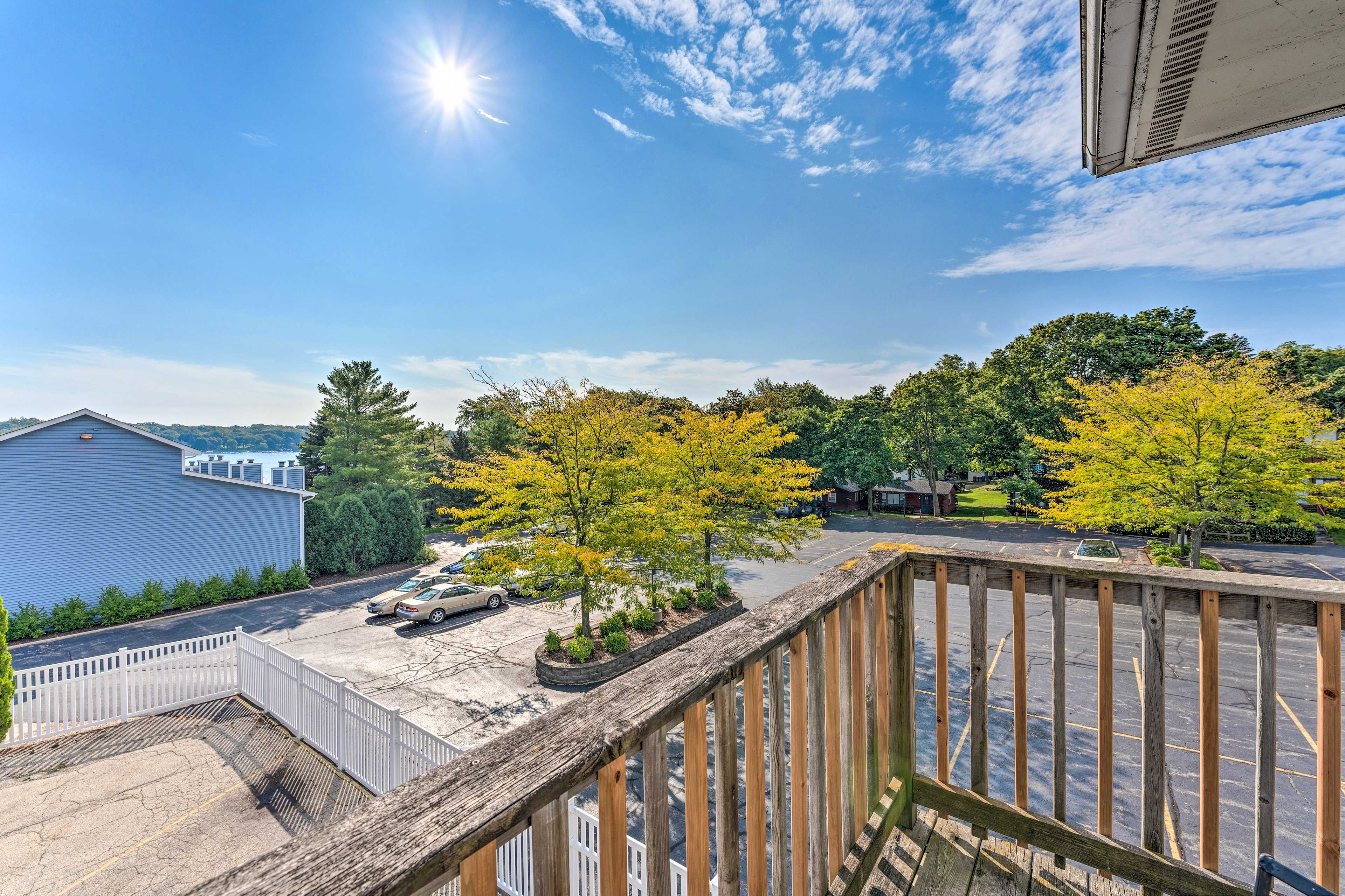 Balcony | Williams Bay Views