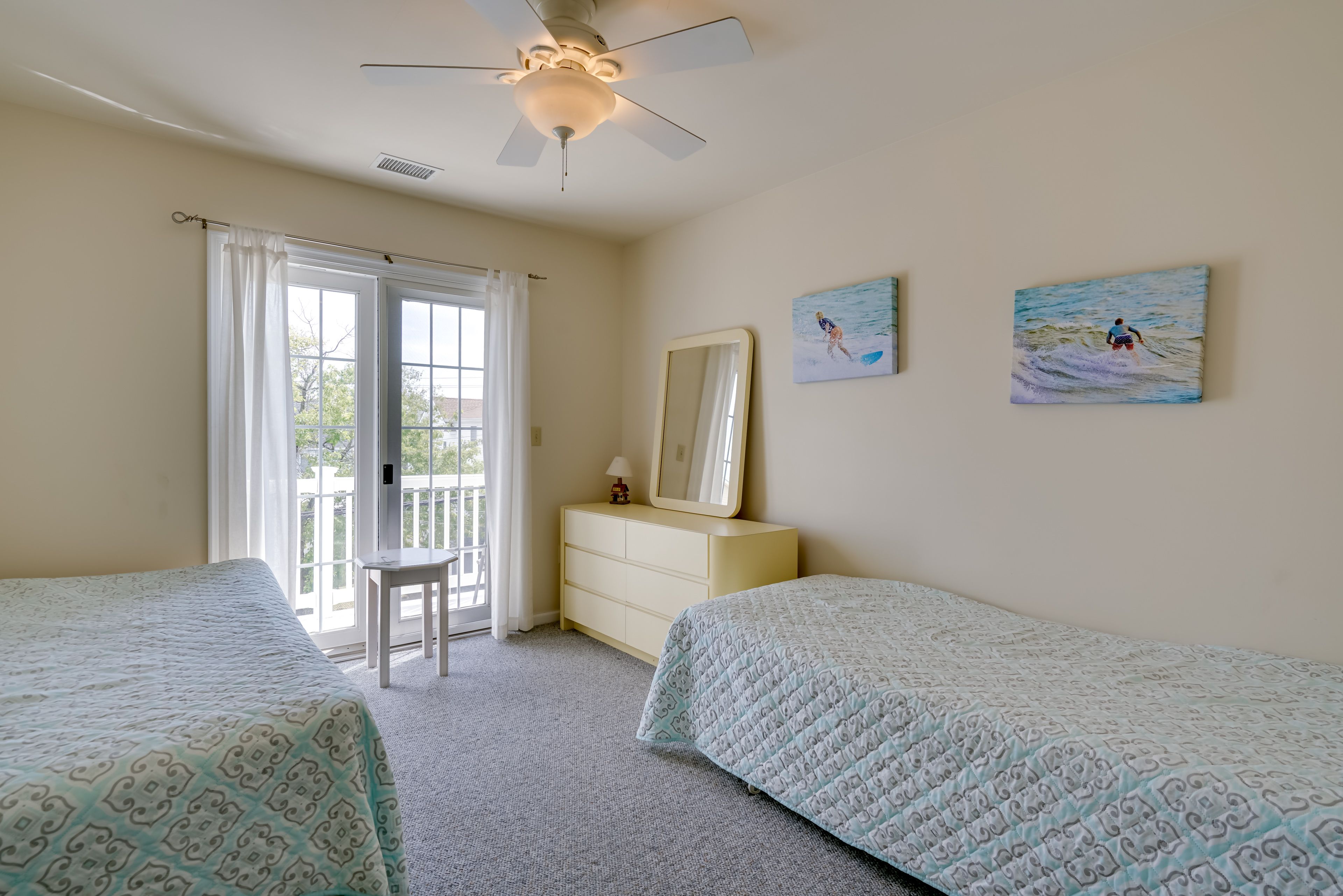 Bedroom 2 | 2 Twin Beds