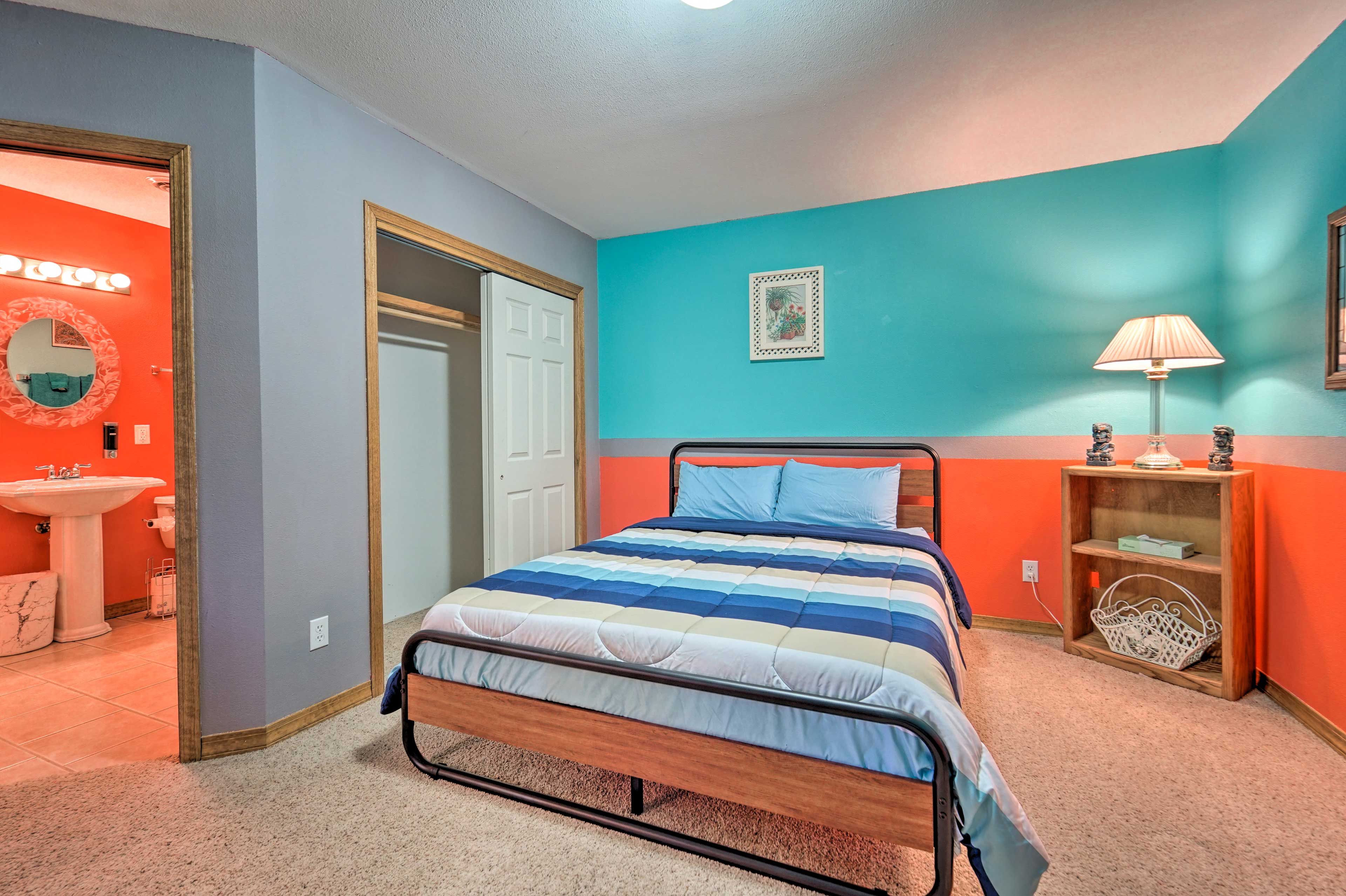 Bedroom 3 | Queen Bed | En-Suite Bathroom