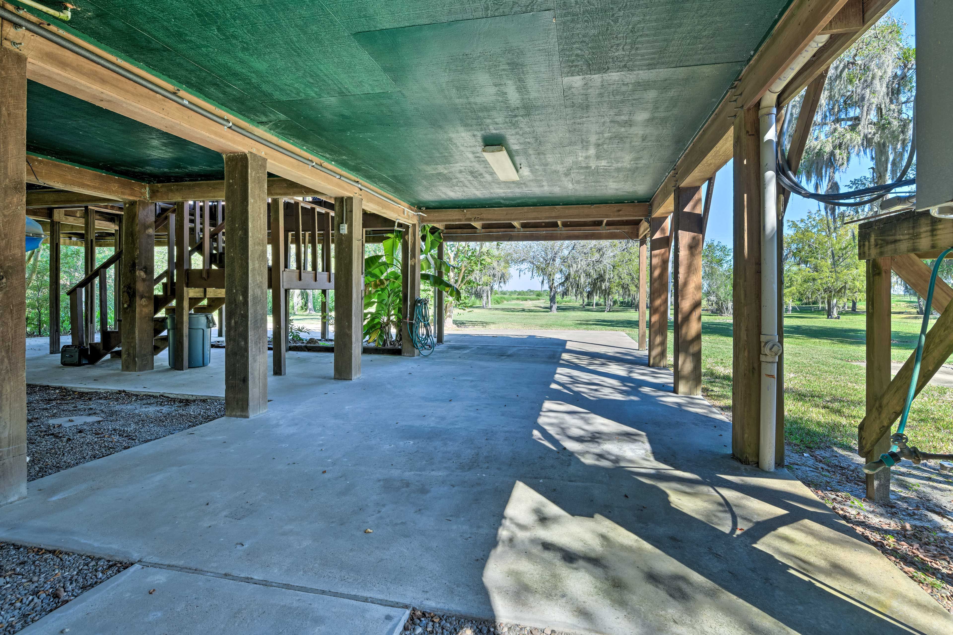 Parking | Driveway (3 Vehicles) | Garage (2 Vehicles) | Carport (5 Vehicles)