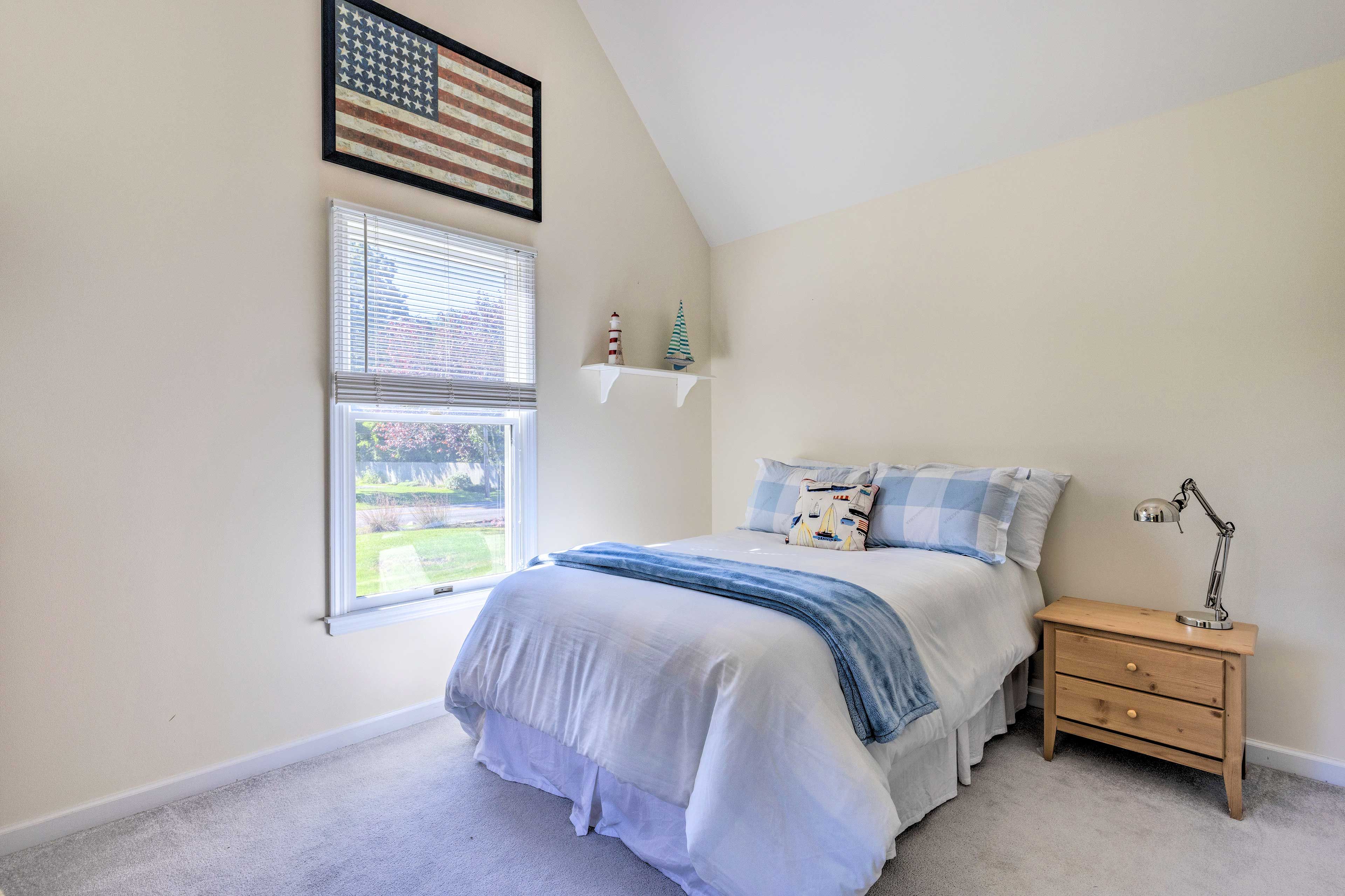 Bedroom 3 | Full Bed | Main Level | Smart TV