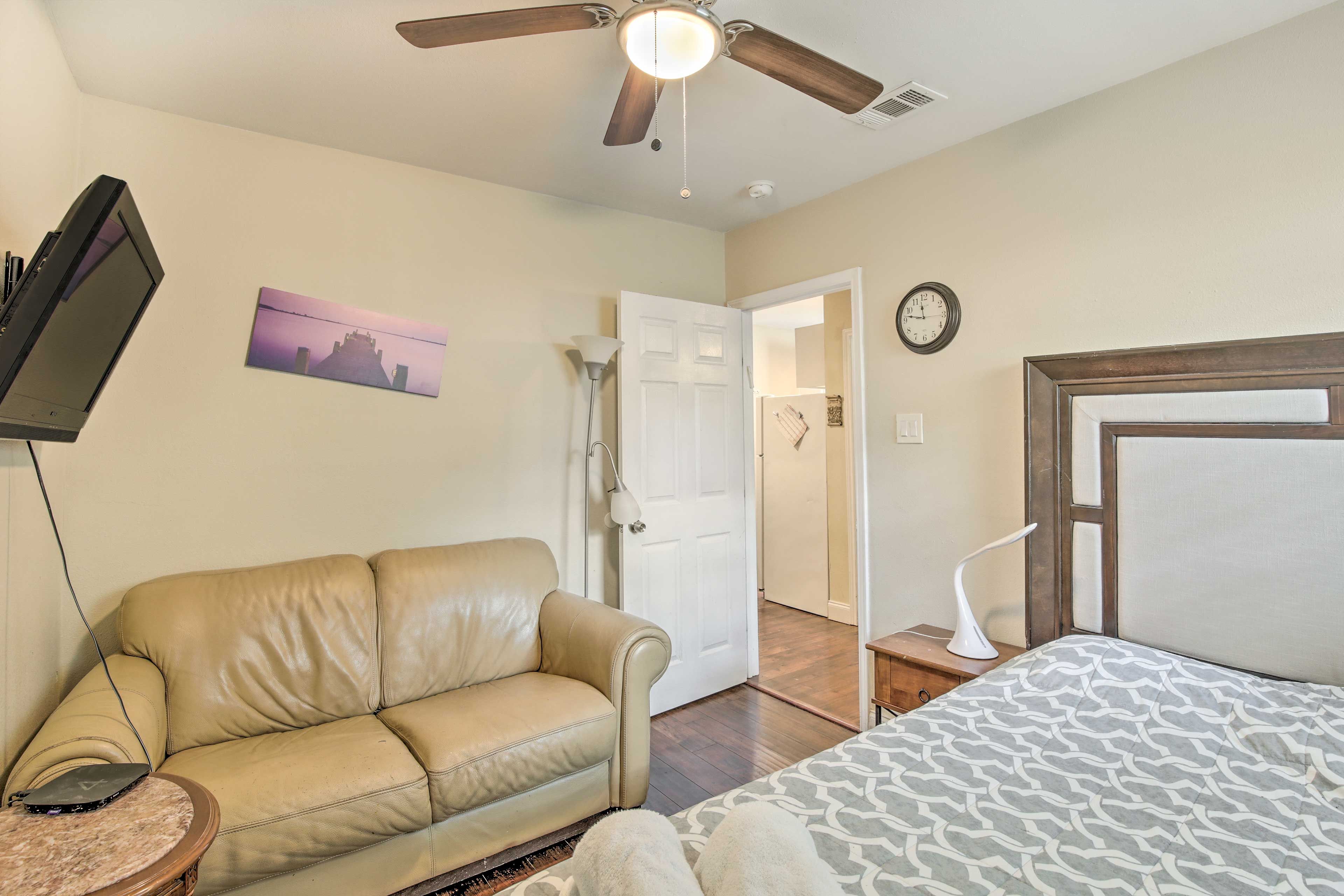 Bedroom 1 | Queen Bed | Linens Provided