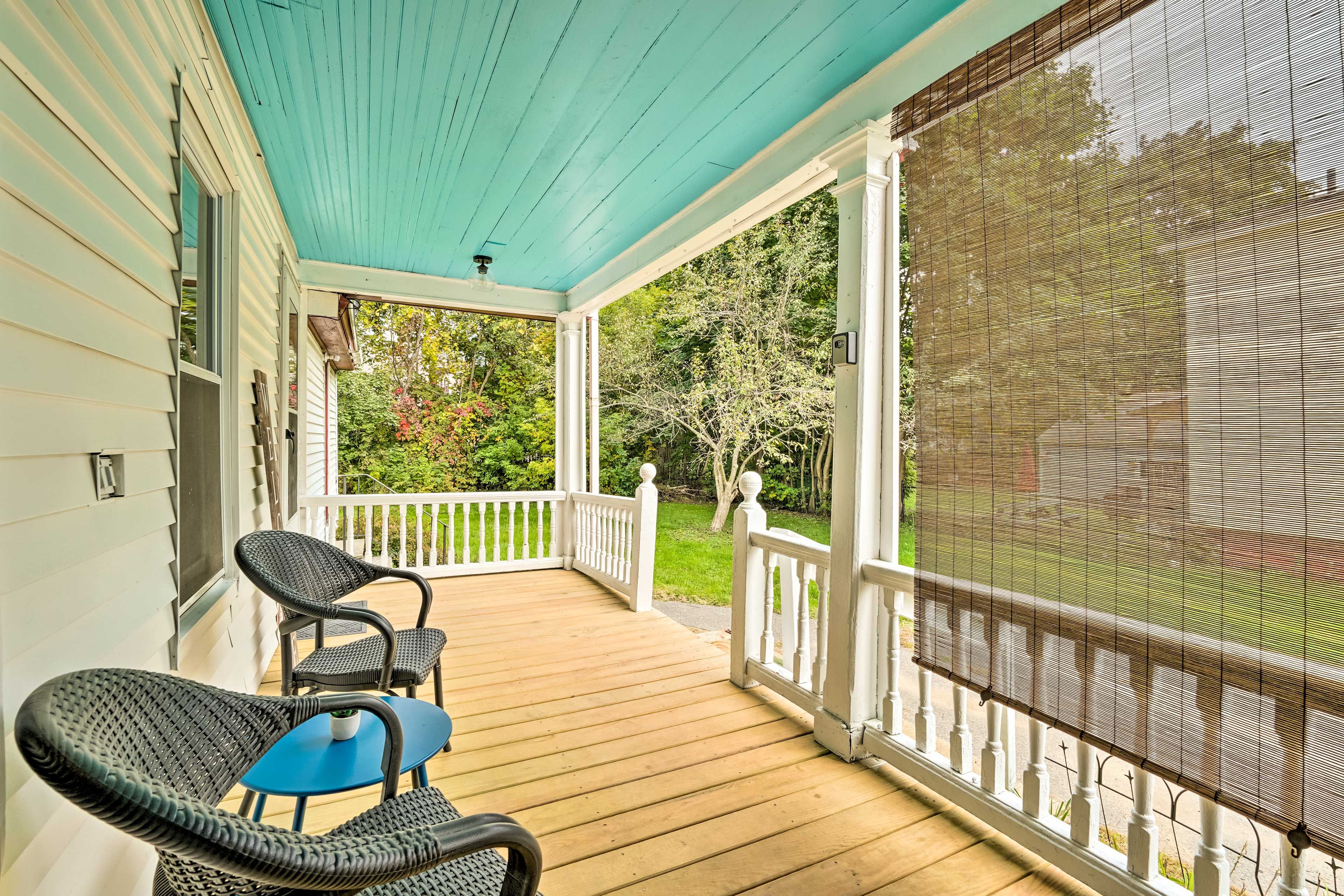 Private Porch | Shared Backyard