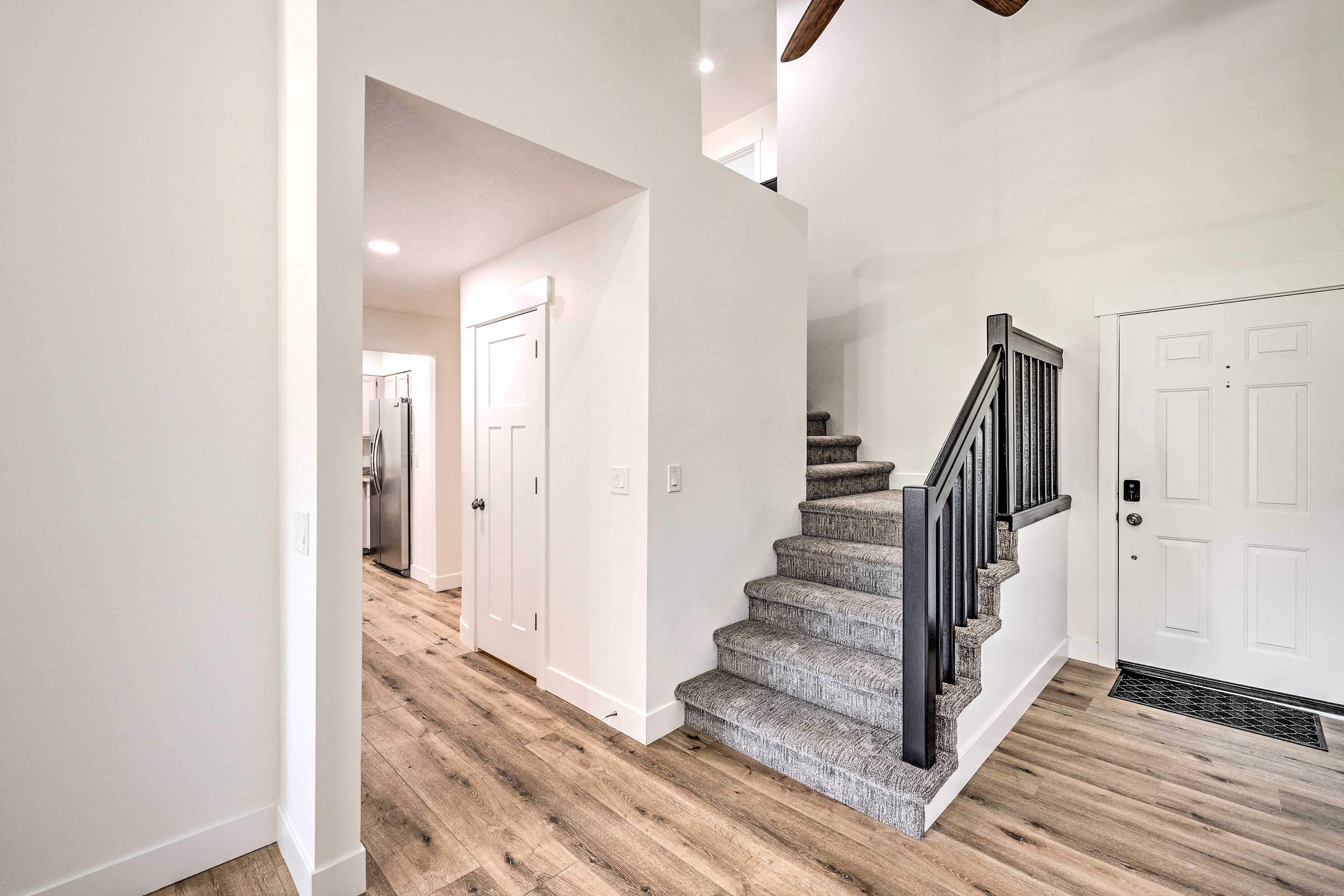 Stairs to 2nd Floor