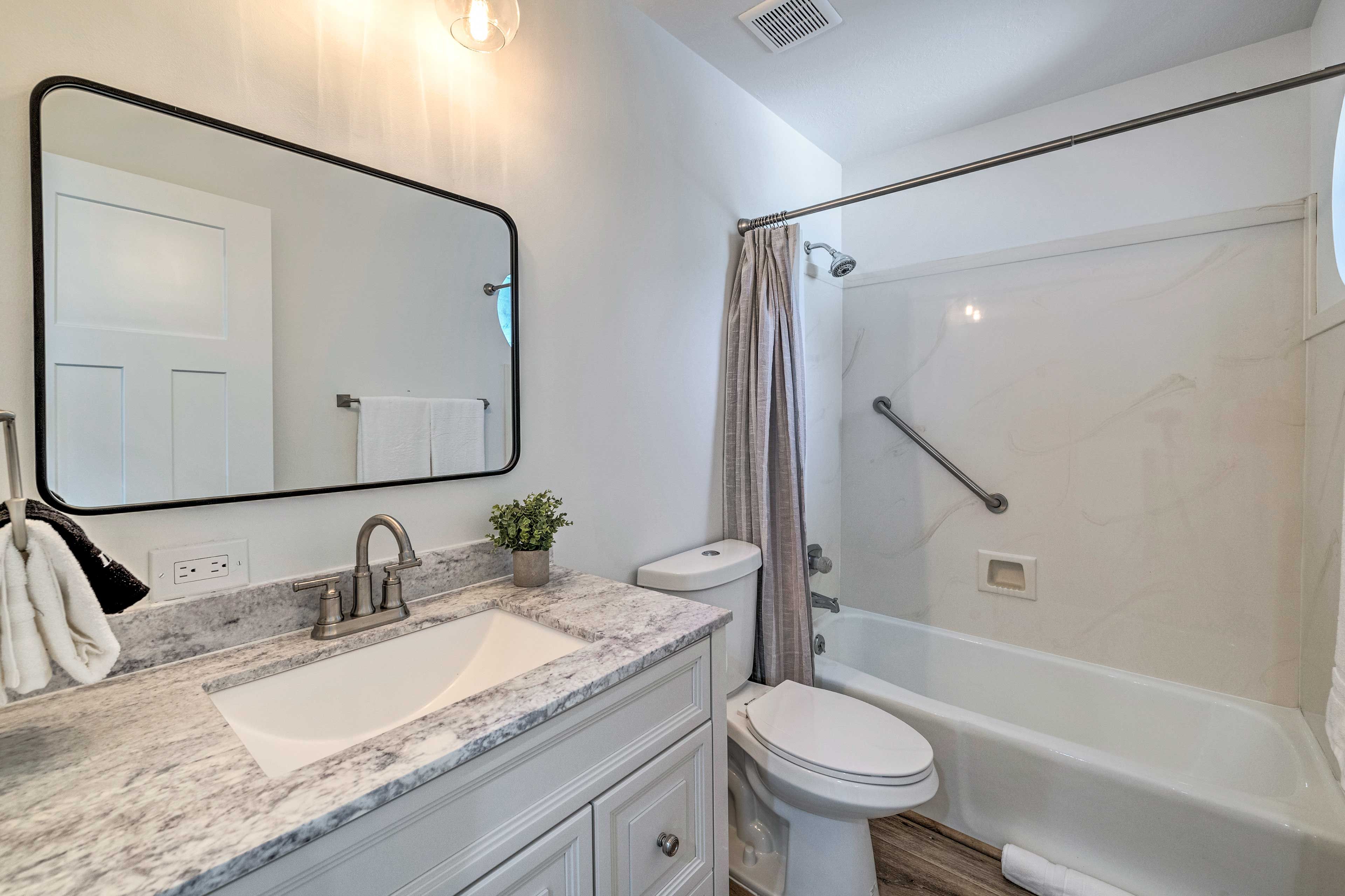 Full Bathroom