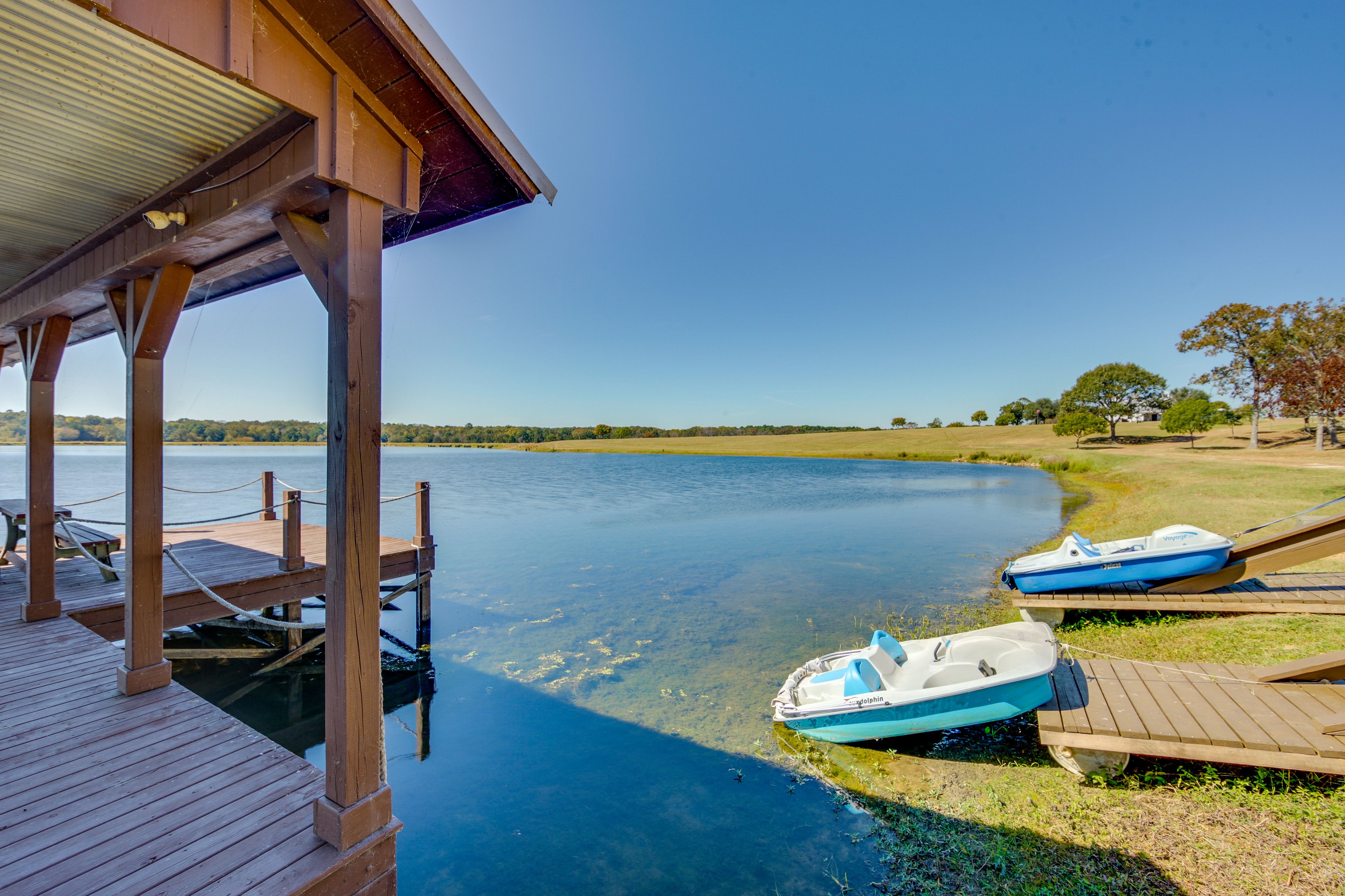 Shared Amenities | Dock | Pedal Boat