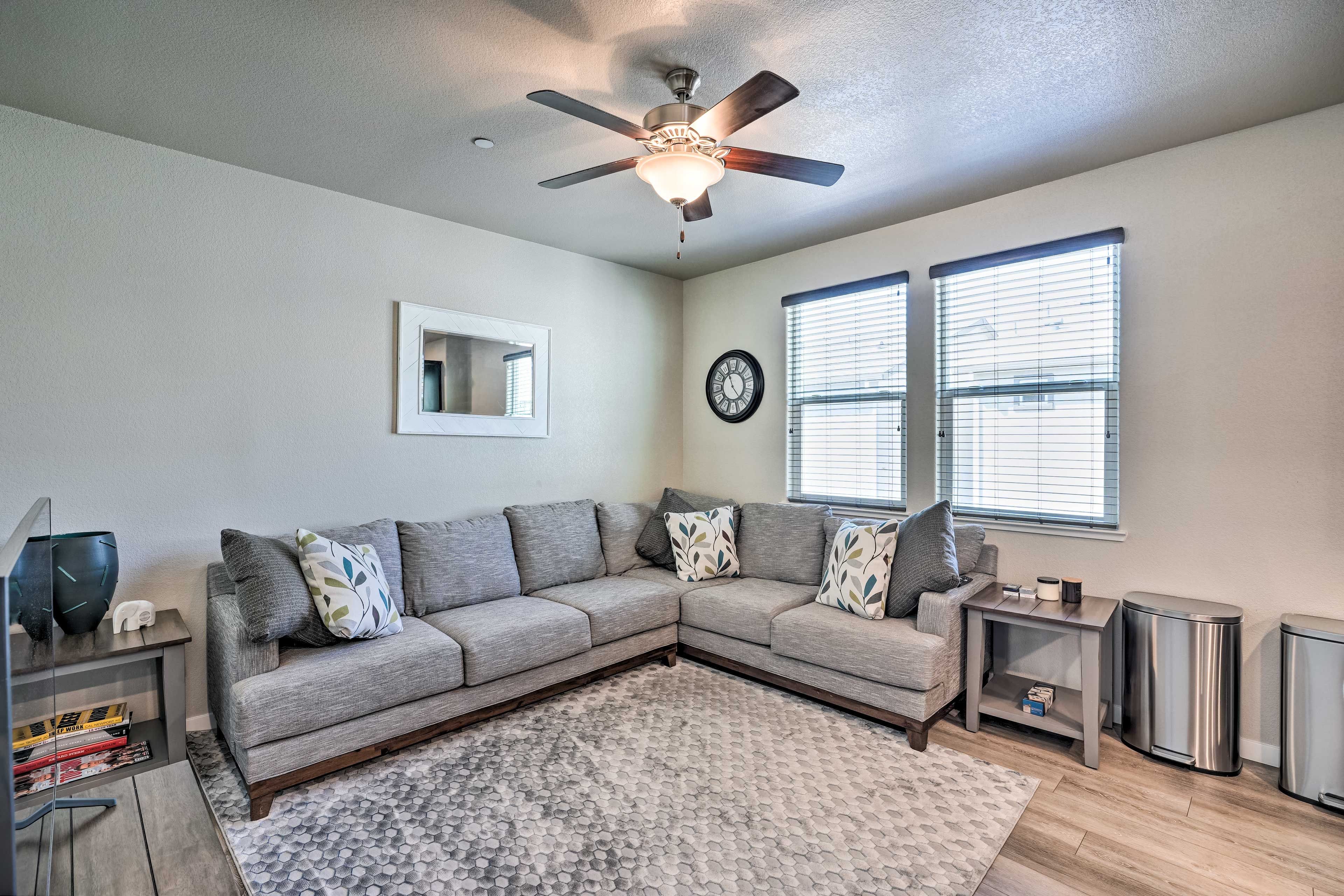 Living Area | Smart TV w/ Cable | Board Games | 2nd Floor