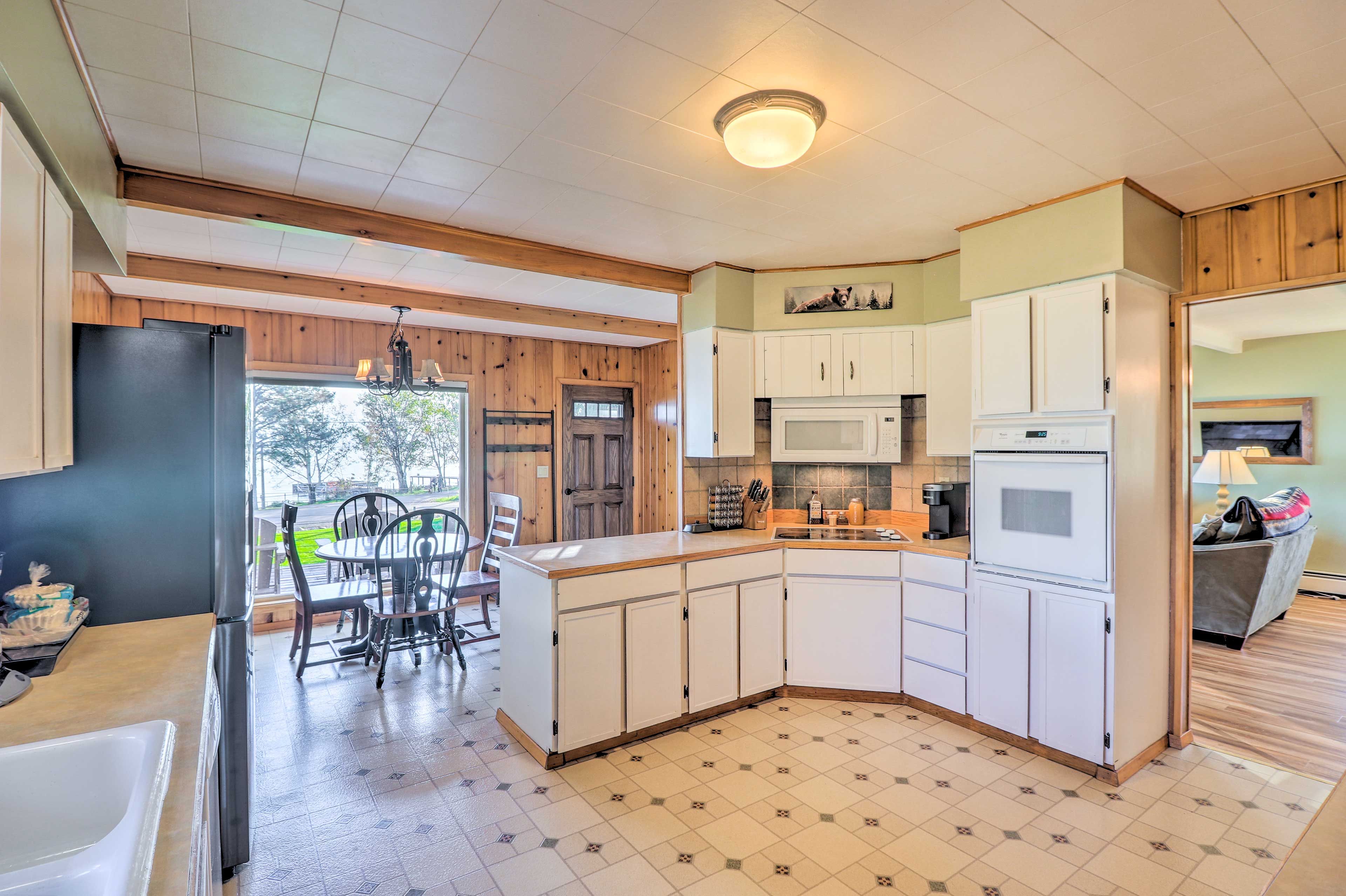 Kitchen | Cooking Basics | Dishwasher | Keurig & Drip Coffee Makers