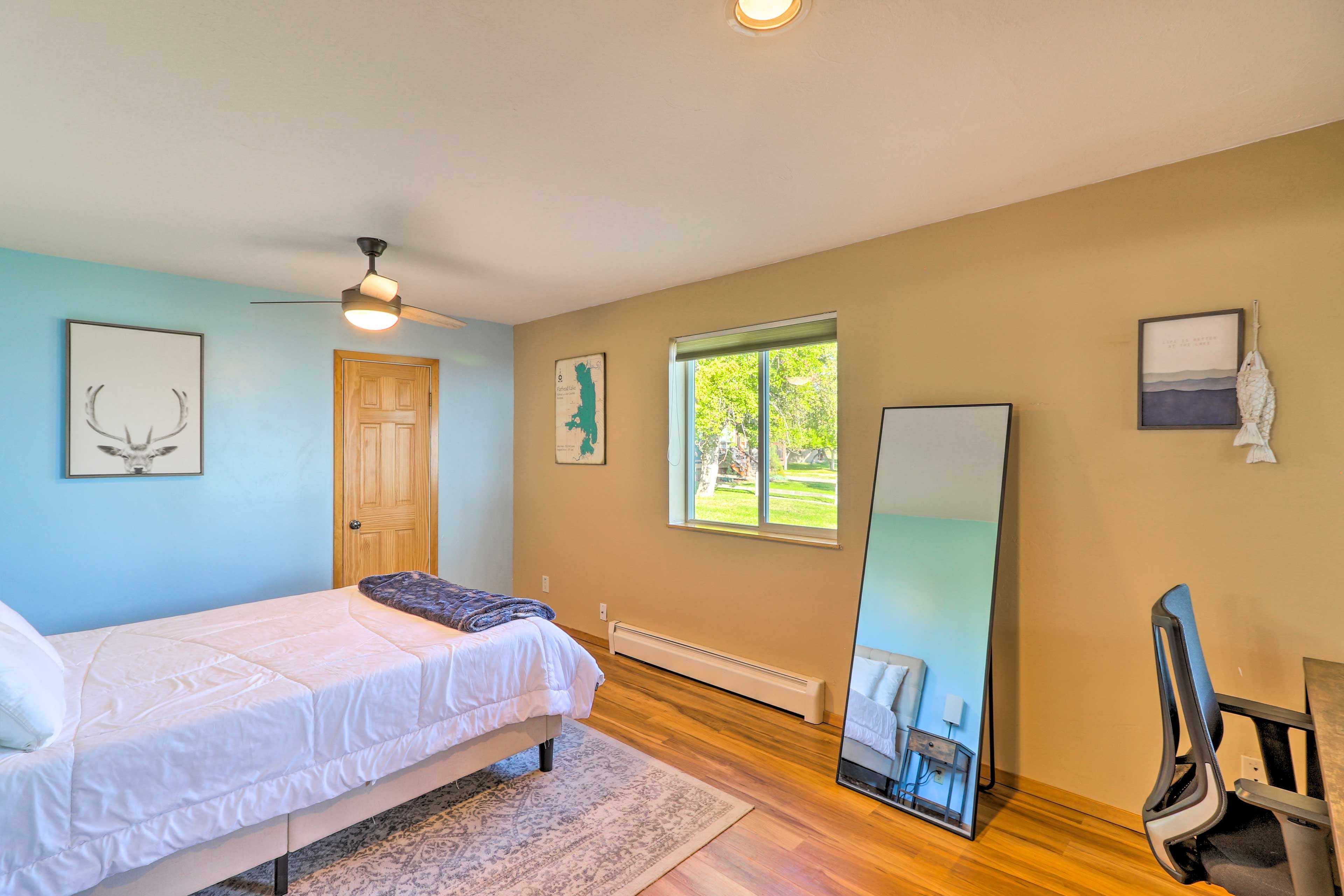Bedroom 3 | King Bed